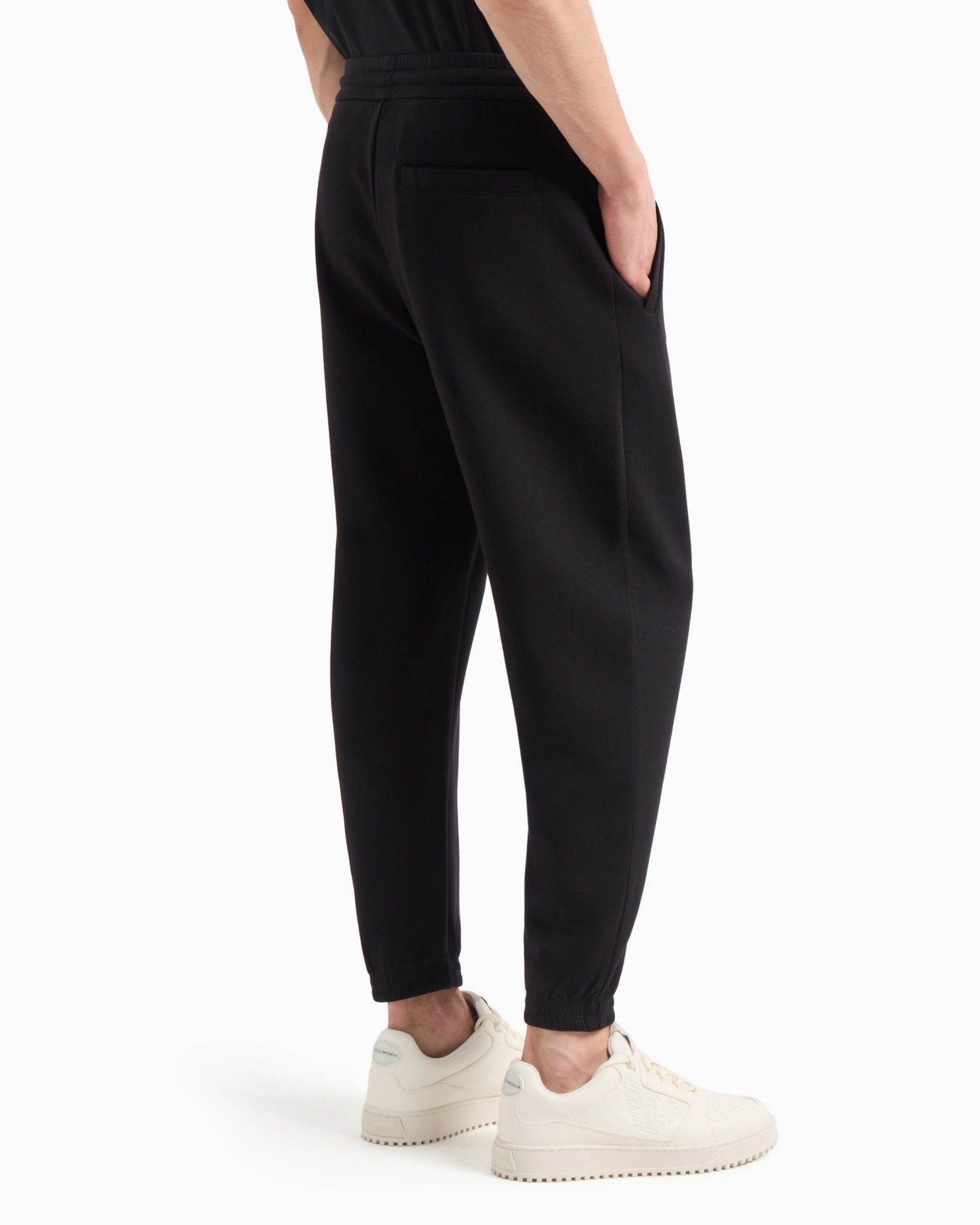 Drawstring joggers with a Ramadan capsule collection patch Diapositiva 2