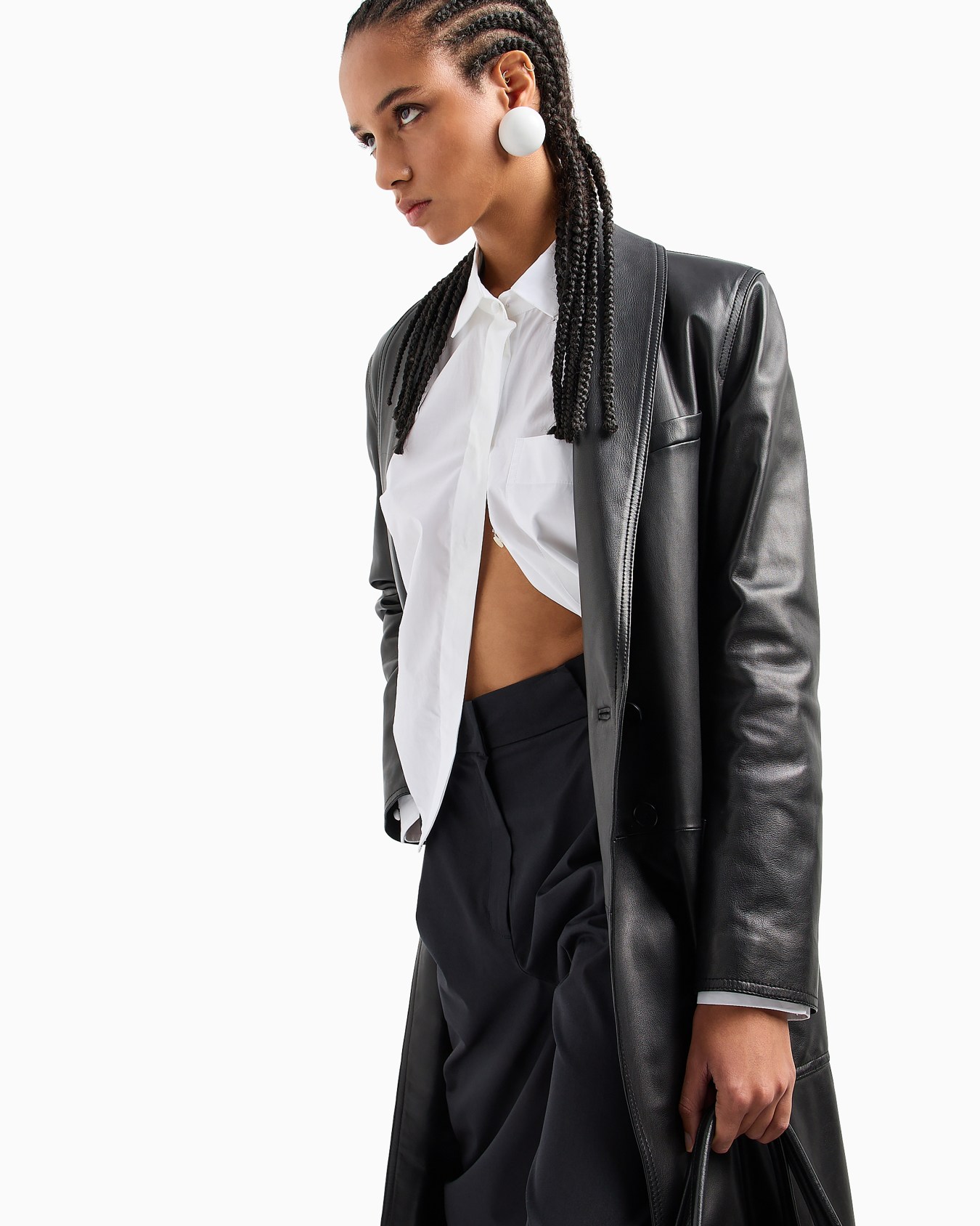 Poplin shirt with asymmetric hem and patch pocket Slide 4