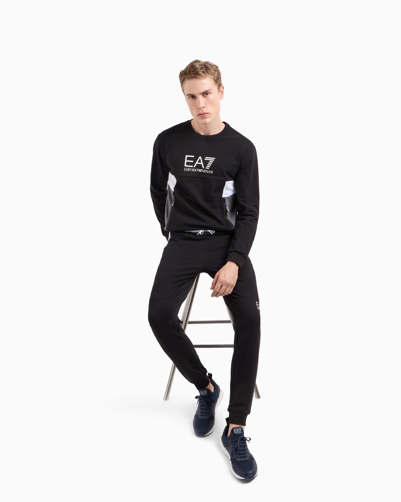 ASV recycled cotton-blend Summer Block joggers Slide 3