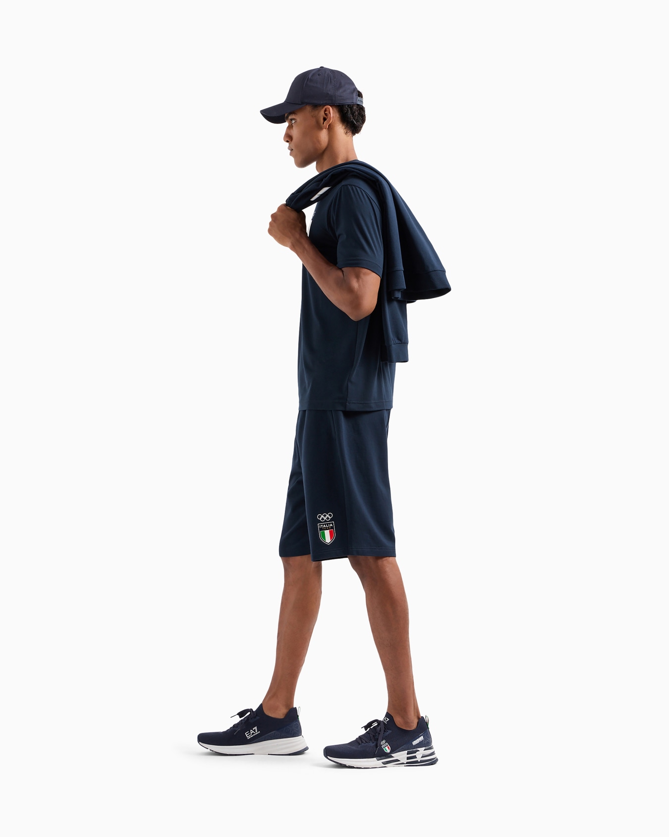 Italia Team Paris 2024 men’s Bermuda shorts in Natural VENTUS7 technical fabric Slide 1