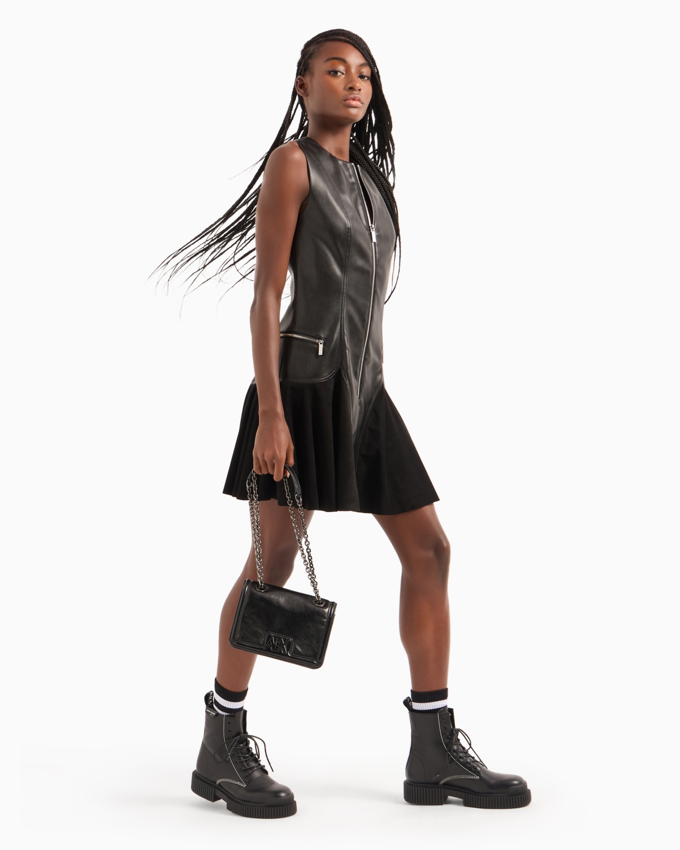 Flared dress in faux leather Diapositiva 3