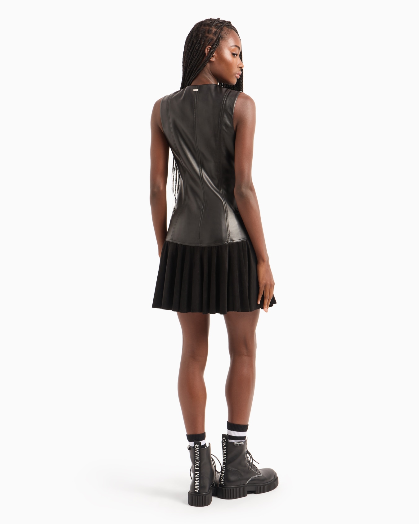 Flared dress in faux leather Diapositiva 2