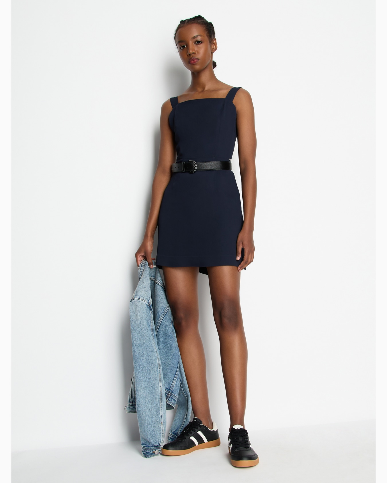 Short georgette sheath dress Diapositiva 3