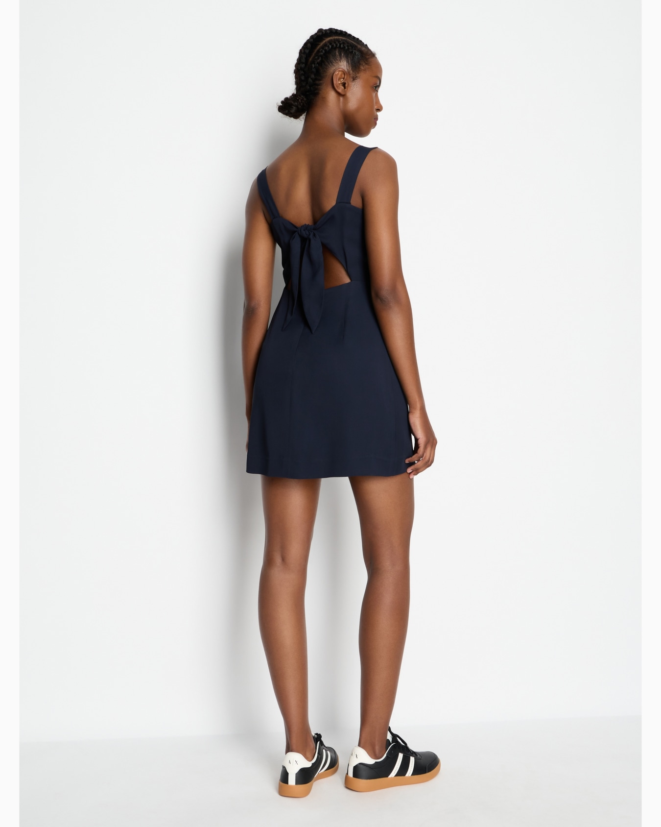 Short georgette sheath dress Diapositiva 2