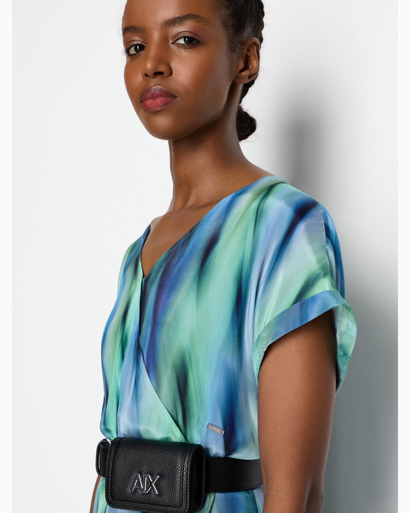 Long dress in satin and printed fabric Diapositiva 4