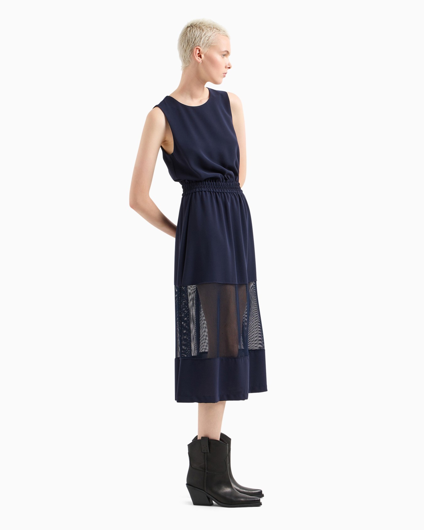 Long dress in ASV recycled fabric with transparent detail Diapositiva 3