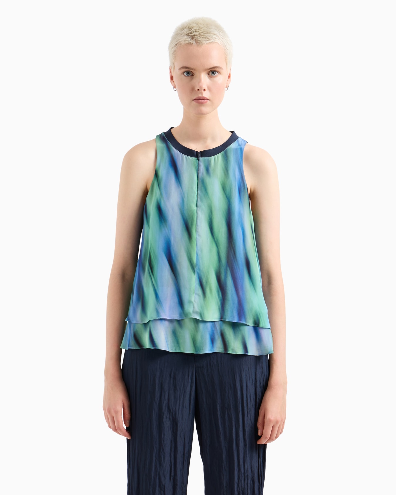 Top in printed satin fabric Diapositiva 1