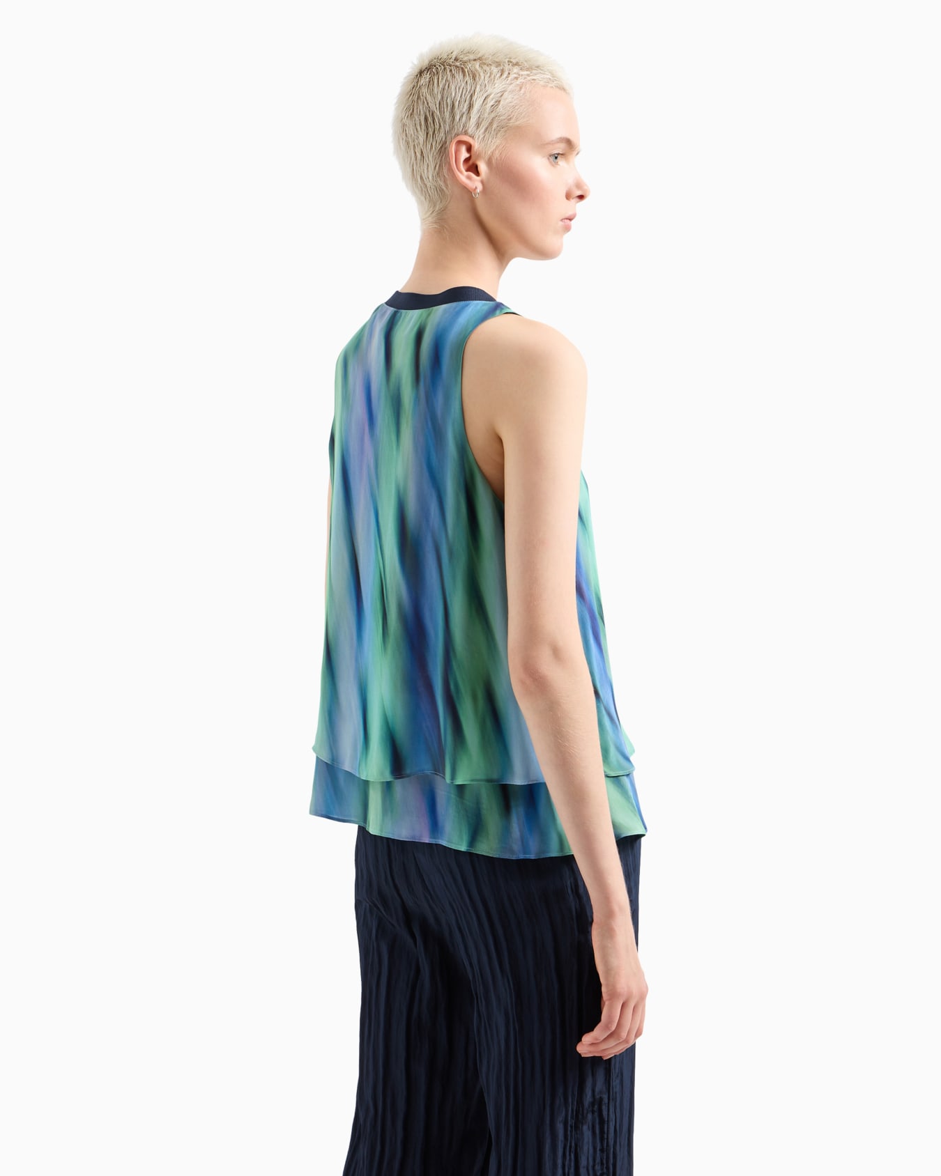 Top in printed satin fabric Diapositiva 2