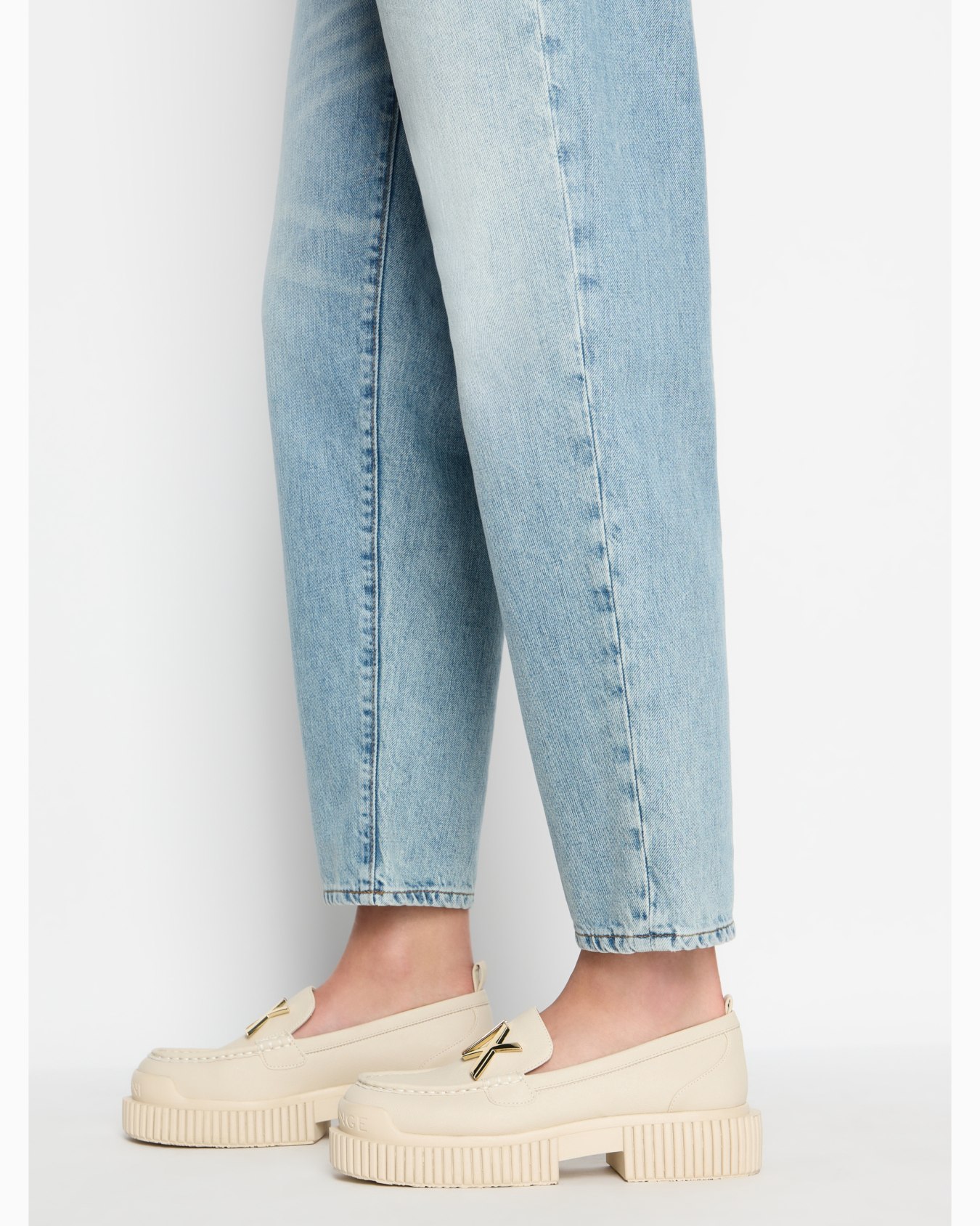 J51 carrot fit jeans in comfort cotton denim Diapositiva 4