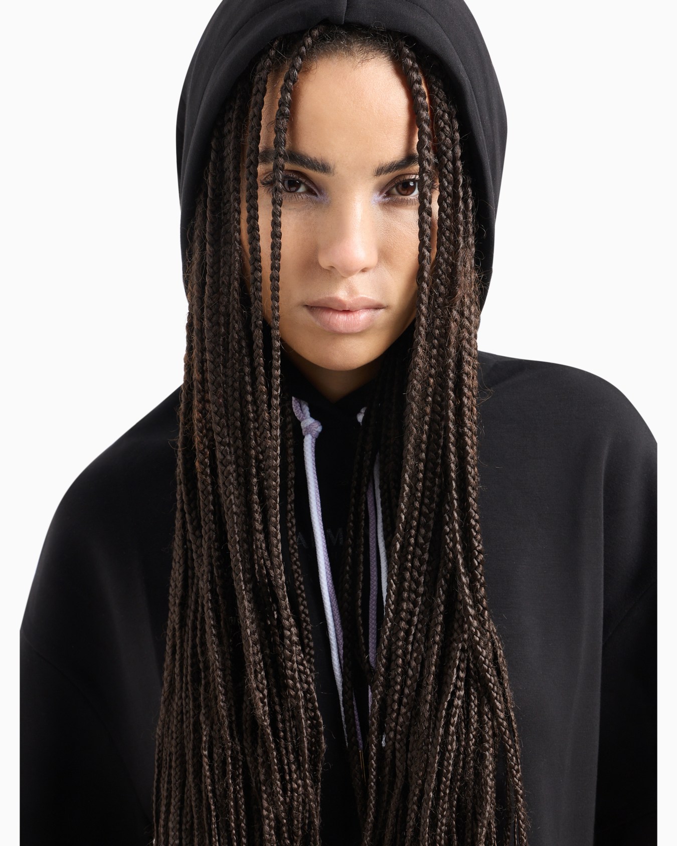 Short-sleeved hooded sweatshirt in scuba fabric Diapositiva 4