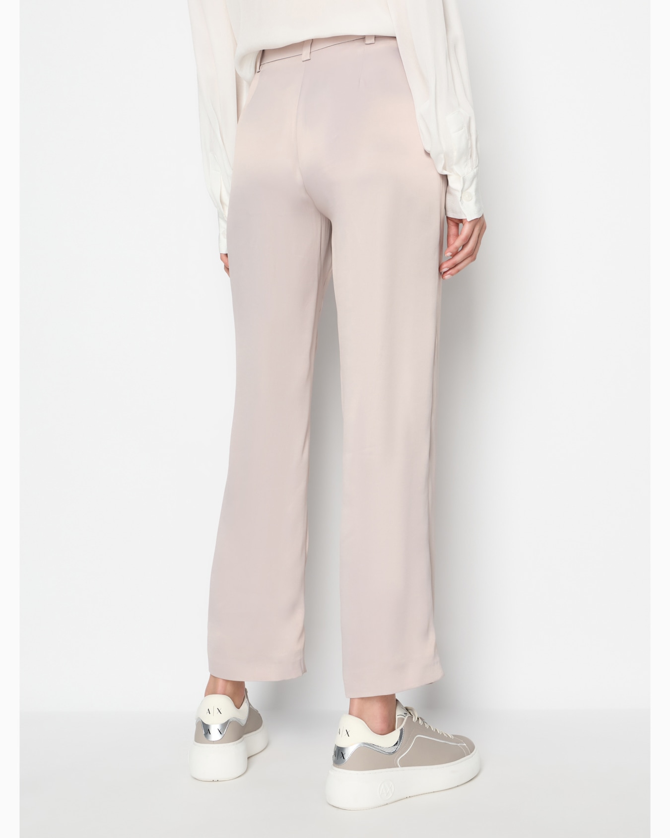 Regular fit gabardine trousers Diapositiva 2