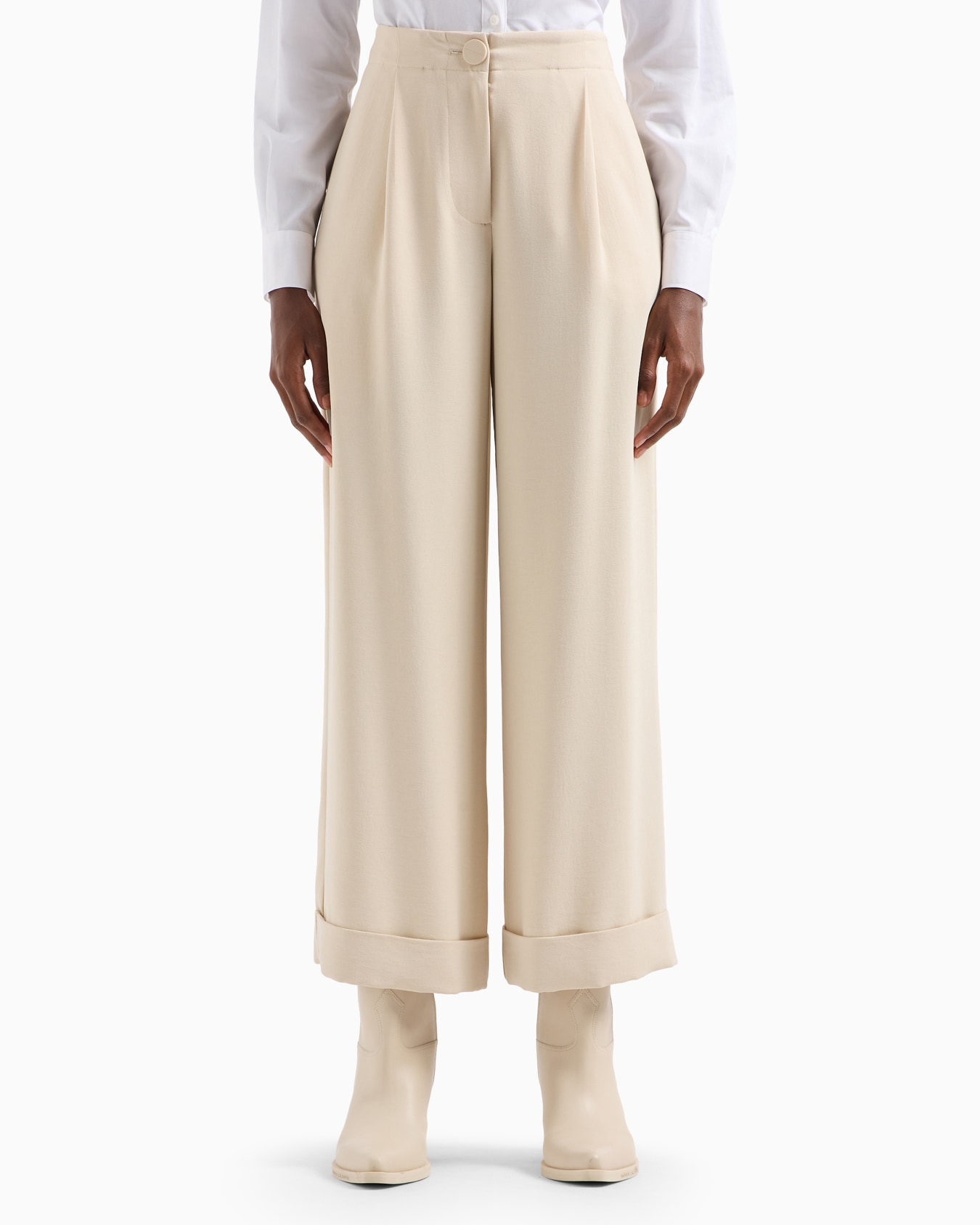 Regular fit gabardine trousers Diapositiva 1