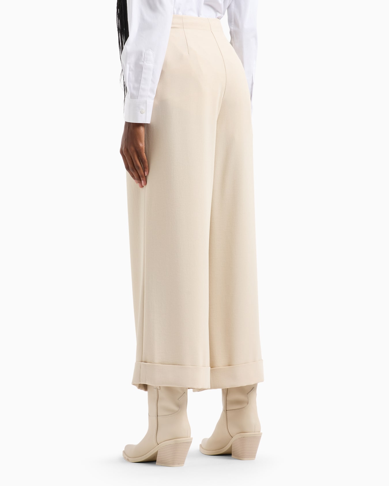 Regular fit gabardine trousers Diapositiva 2