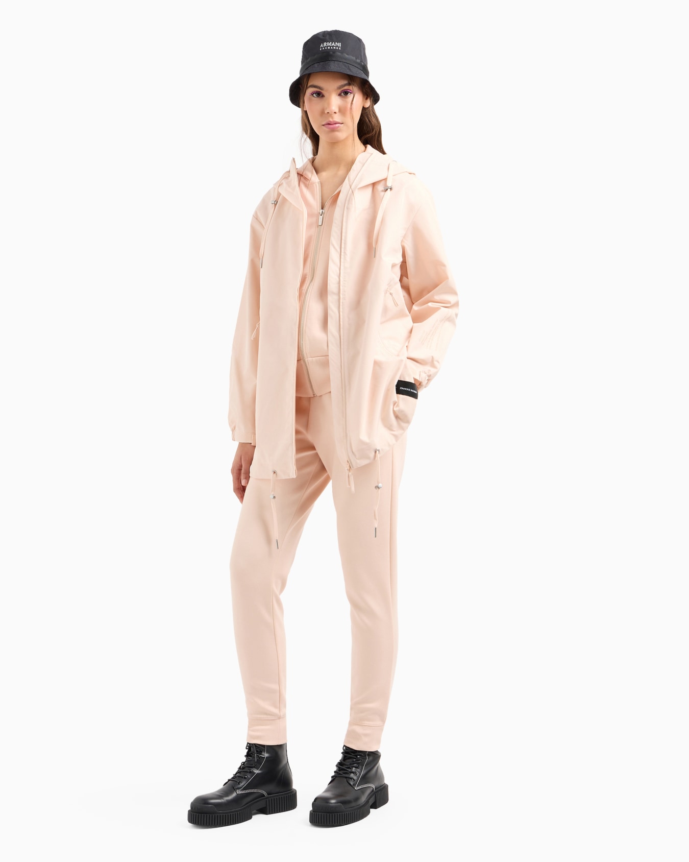 Soft yarn jogger pants with logo Diapositiva 3