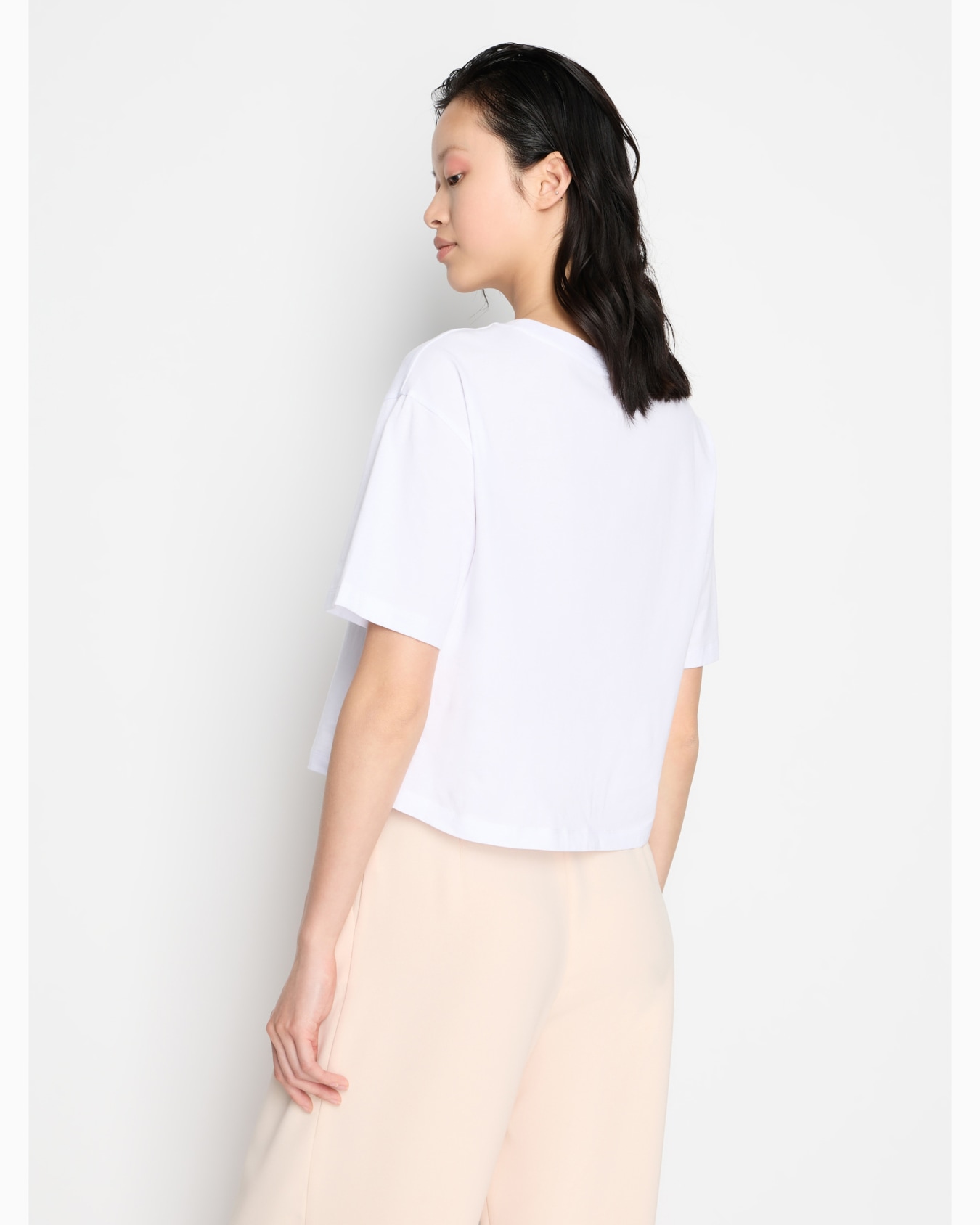 Cropped T-shirt with monogram logo in ASV cotton Diapositiva 2