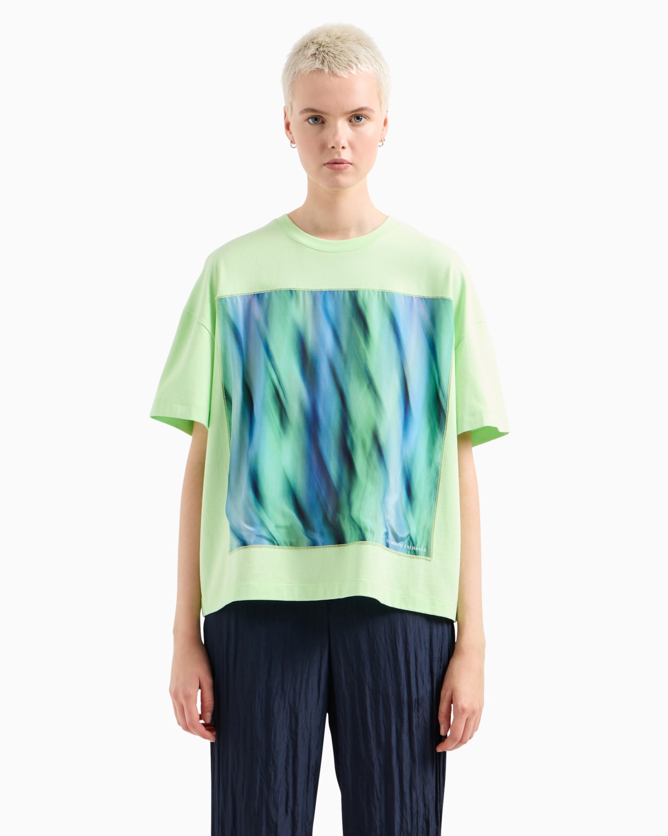 Relaxed fit T-shirt with round neck and logo Diapositiva 1
