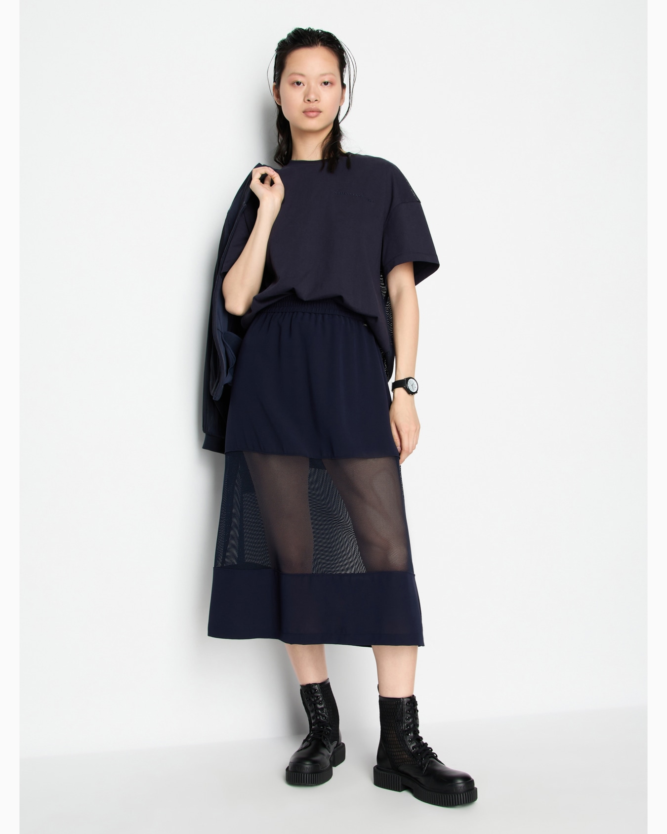 Relaxed fit T-shirt with round neck and logo Diapositiva 3