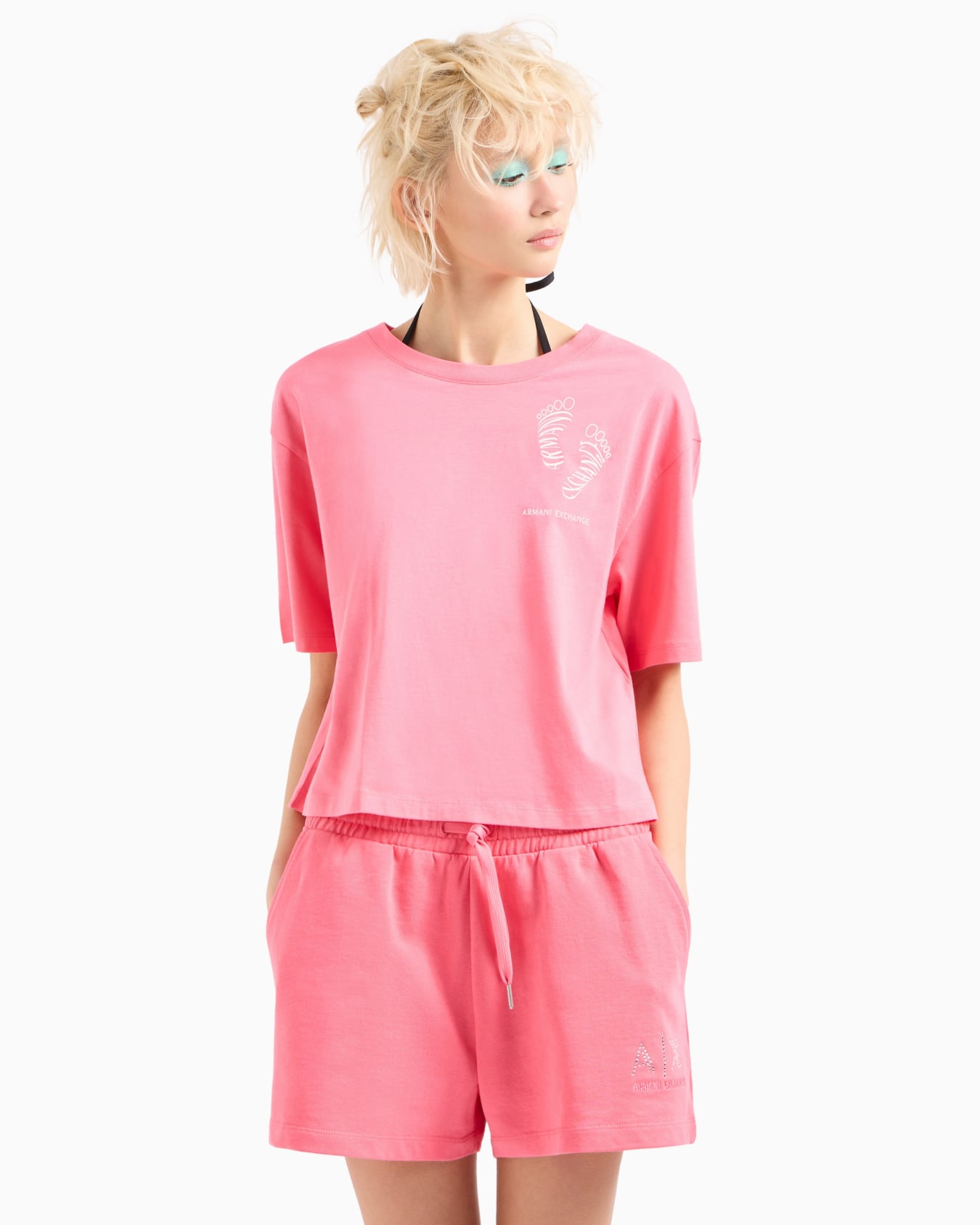 Cropped T-shirt with monogram logo in ASV cotton Diapositiva 1