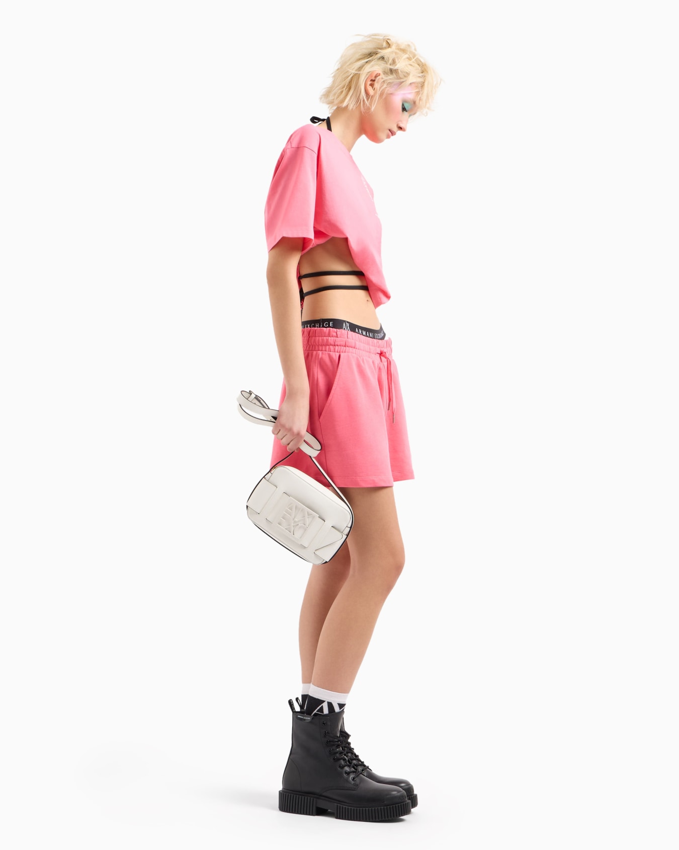 Cropped T-shirt with monogram logo in ASV cotton Diapositiva 3