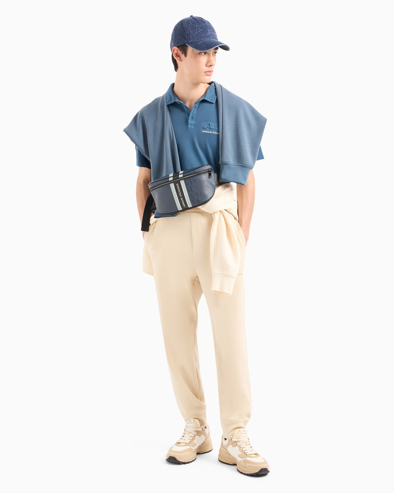 Regular fit cotton polo shirt with short sleeves and logo Diapositiva 3