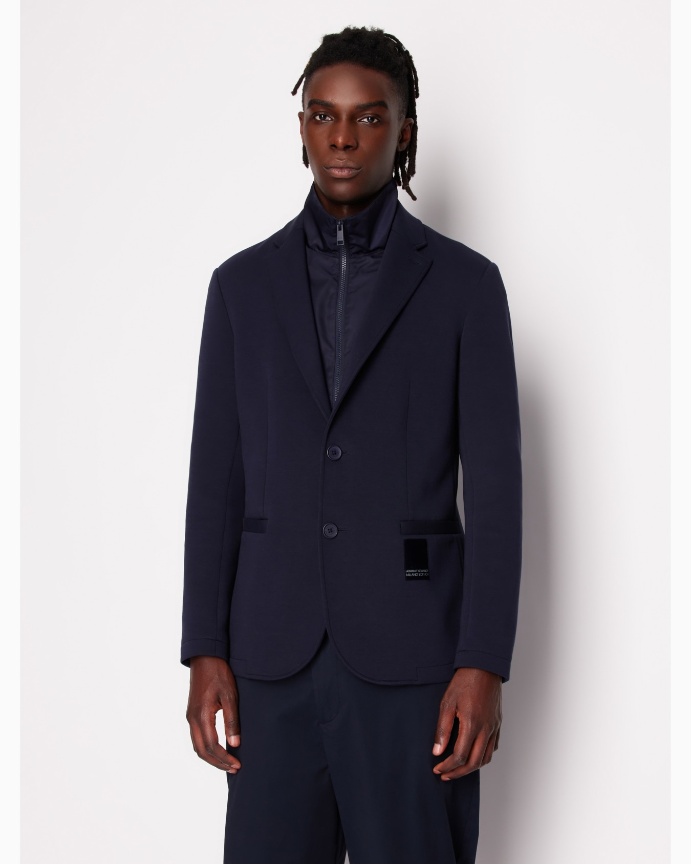 Single-breasted jacket in technical fabric with bib Diapositiva 1