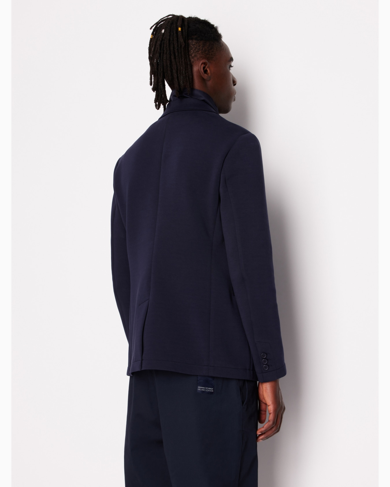 Single-breasted jacket in technical fabric with bib Diapositiva 2
