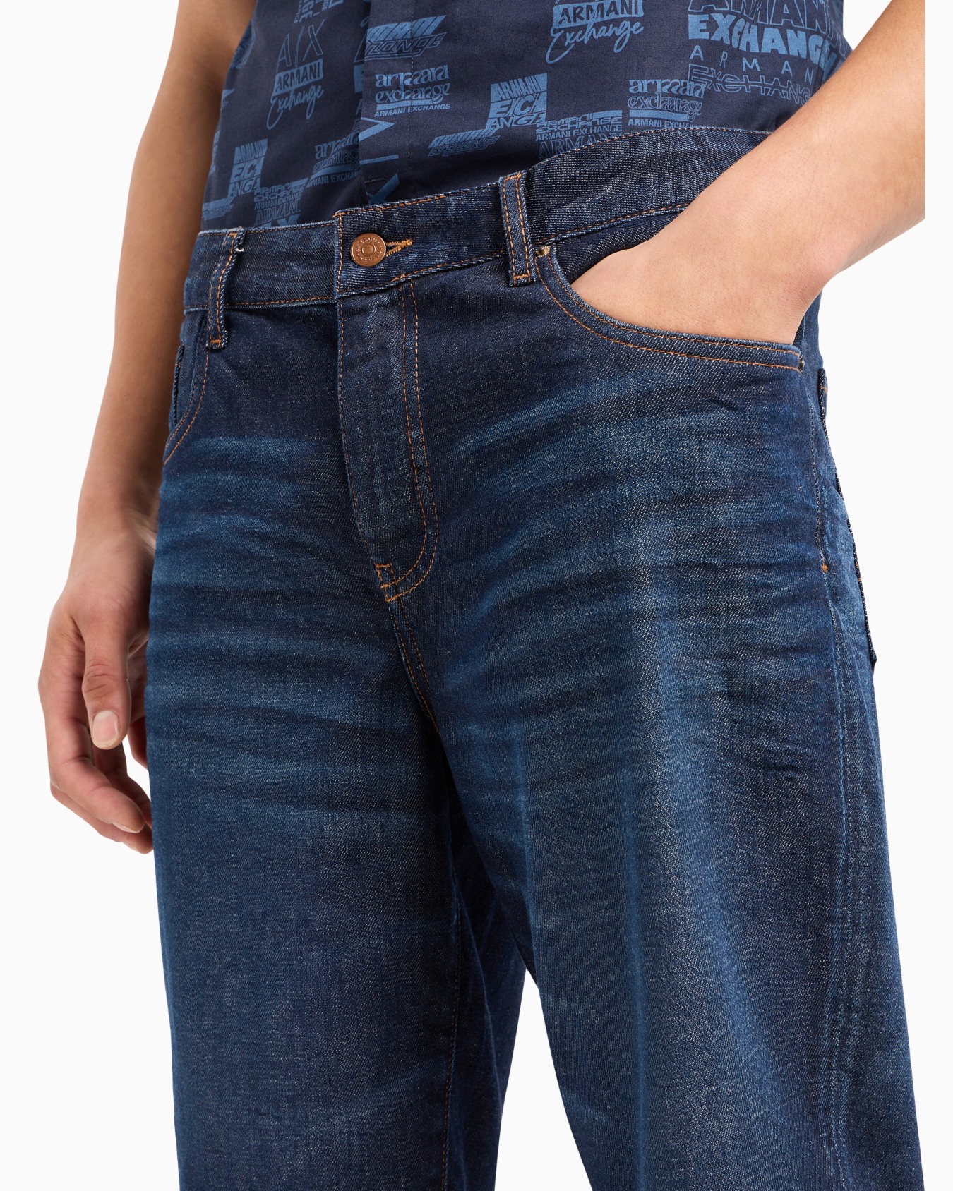 Slim fit J65 stretch denim shorts with turn-up hem Slide 4