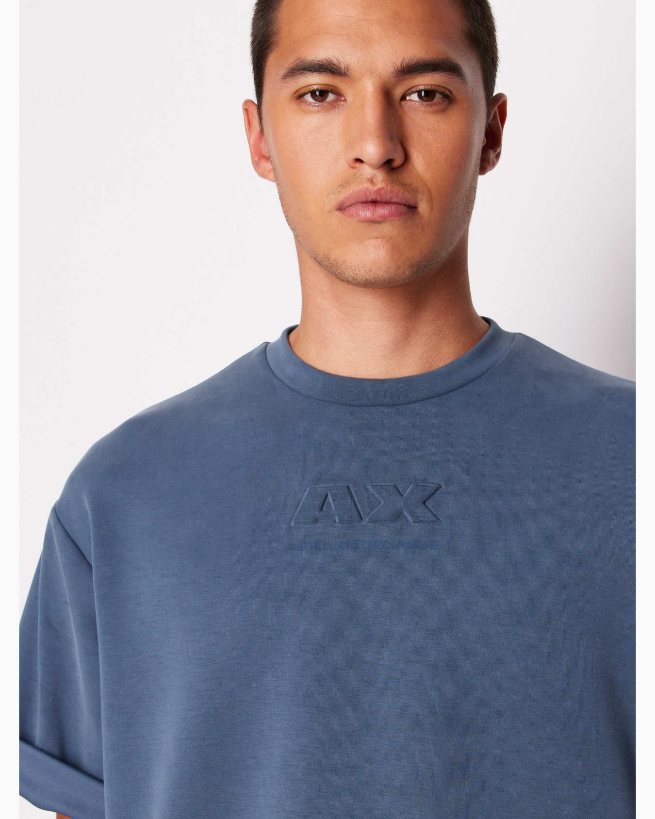 Relaxed fit T-shirt with round neck and logo Diapositiva 4