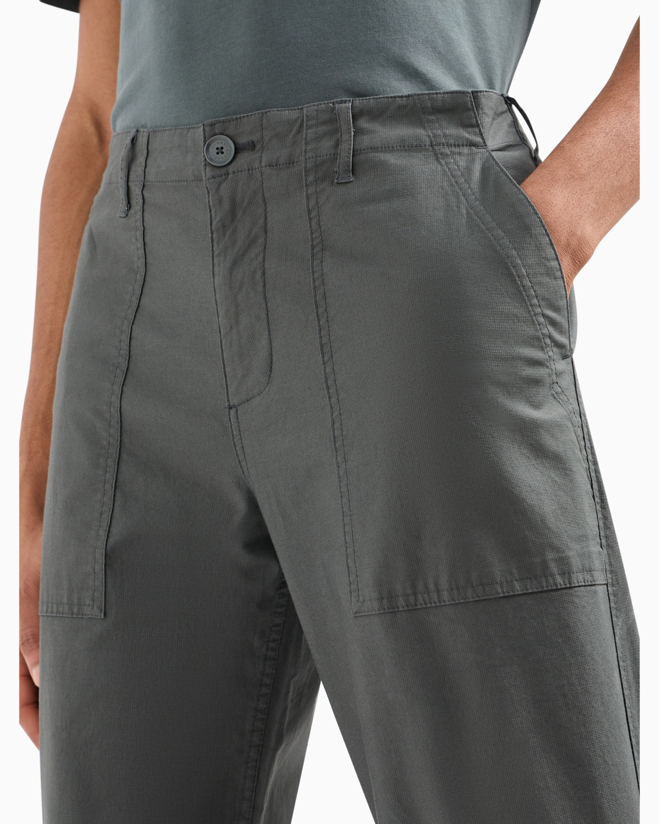 Regular fit gabardine trousers Diapositiva 4