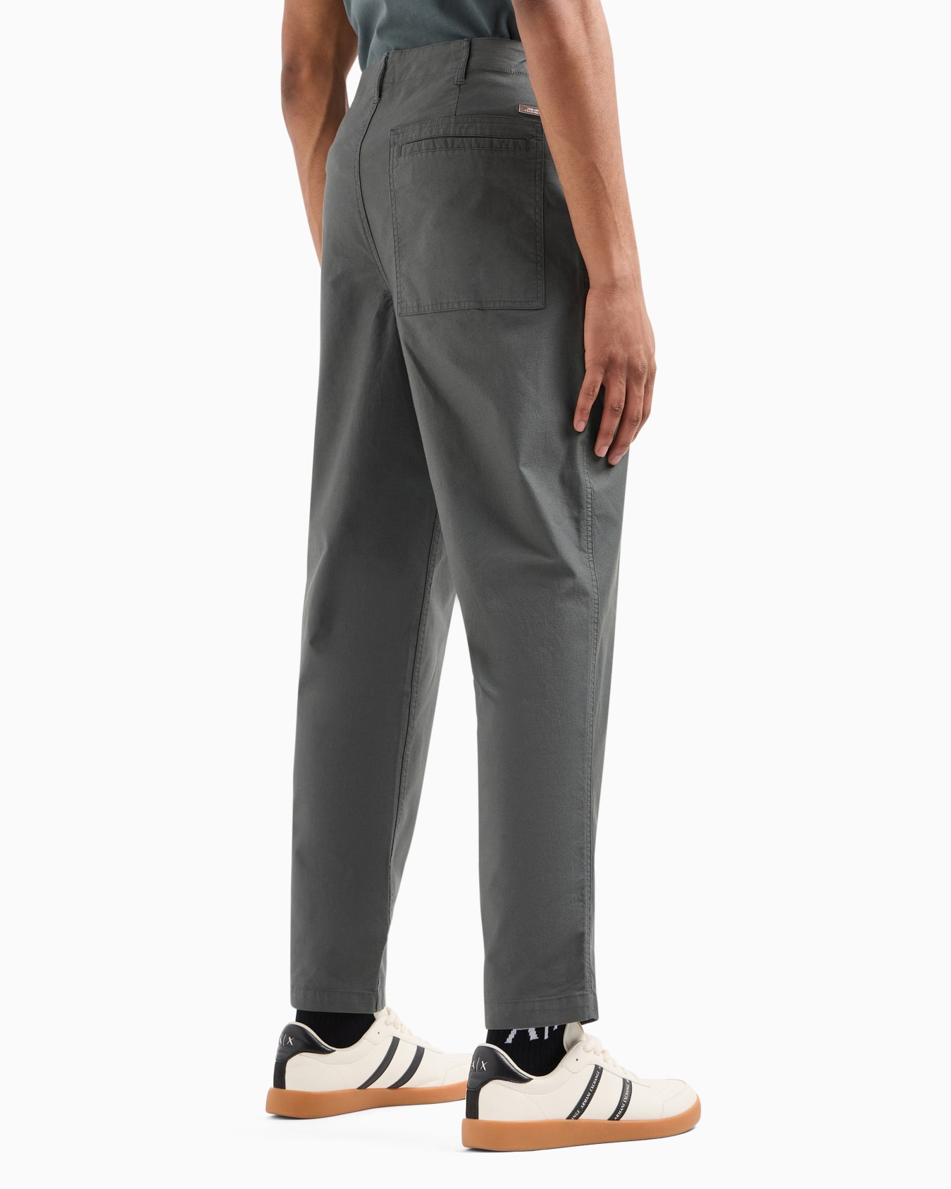 Regular fit gabardine trousers Diapositiva 2