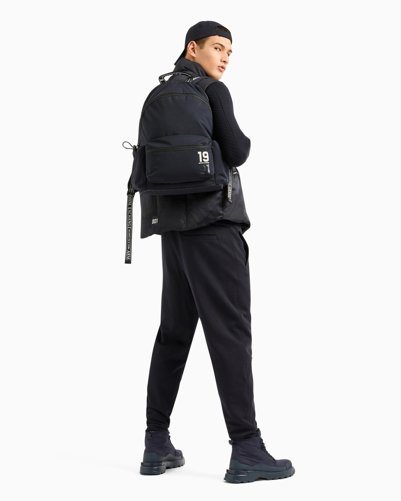 Soft yarn jogger pants with logo Diapositiva 3