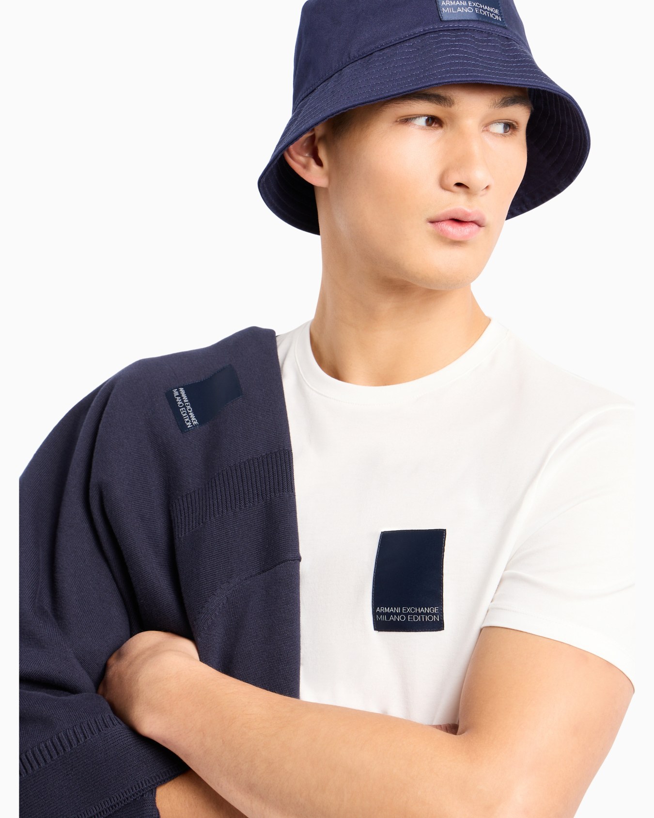 Regular fit T-shirt with logo  Diapositiva 4