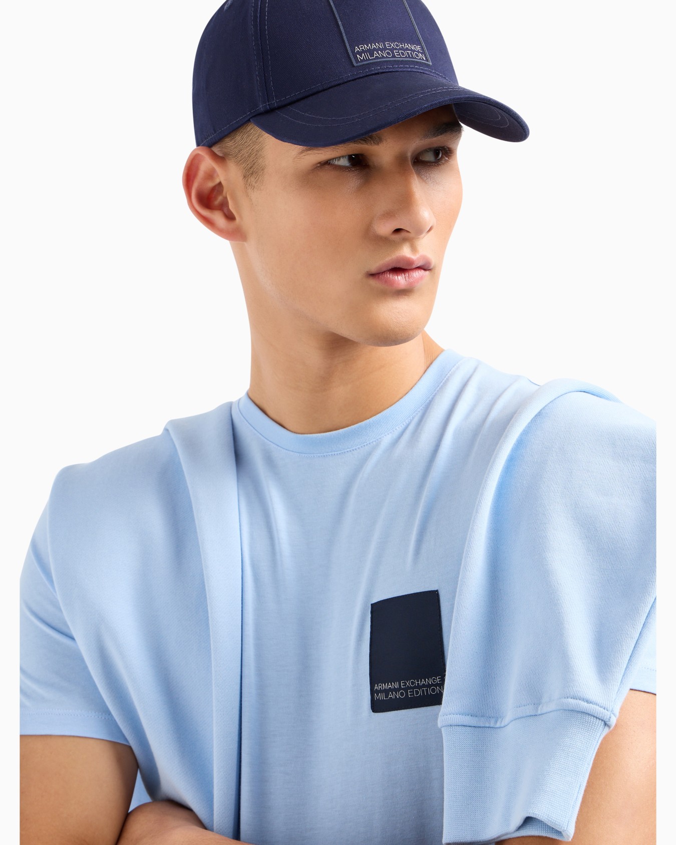 Regular fit T-shirt with logo  Diapositiva 4