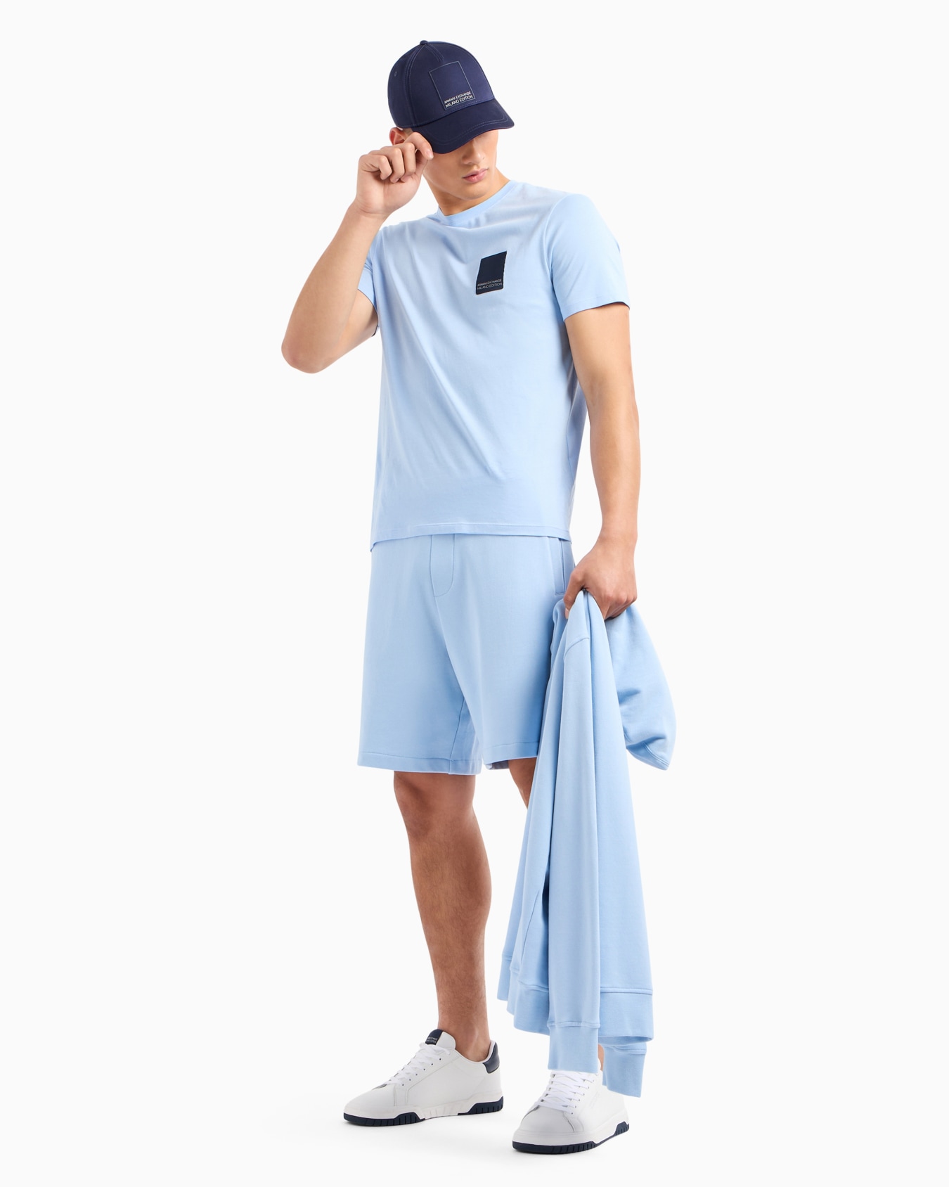 Regular fit T-shirt with logo  Diapositiva 3