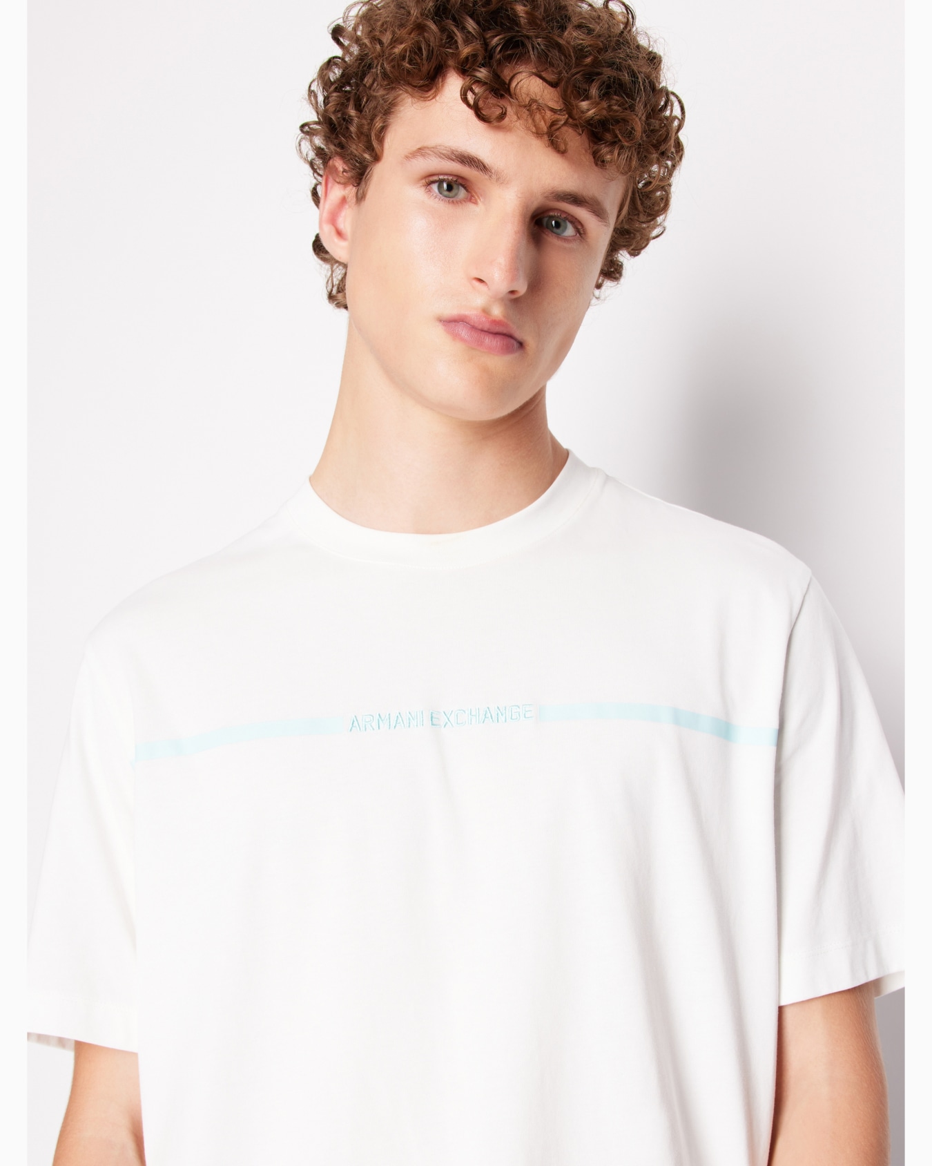 Regular fit T-shirt with logo  Diapositiva 4
