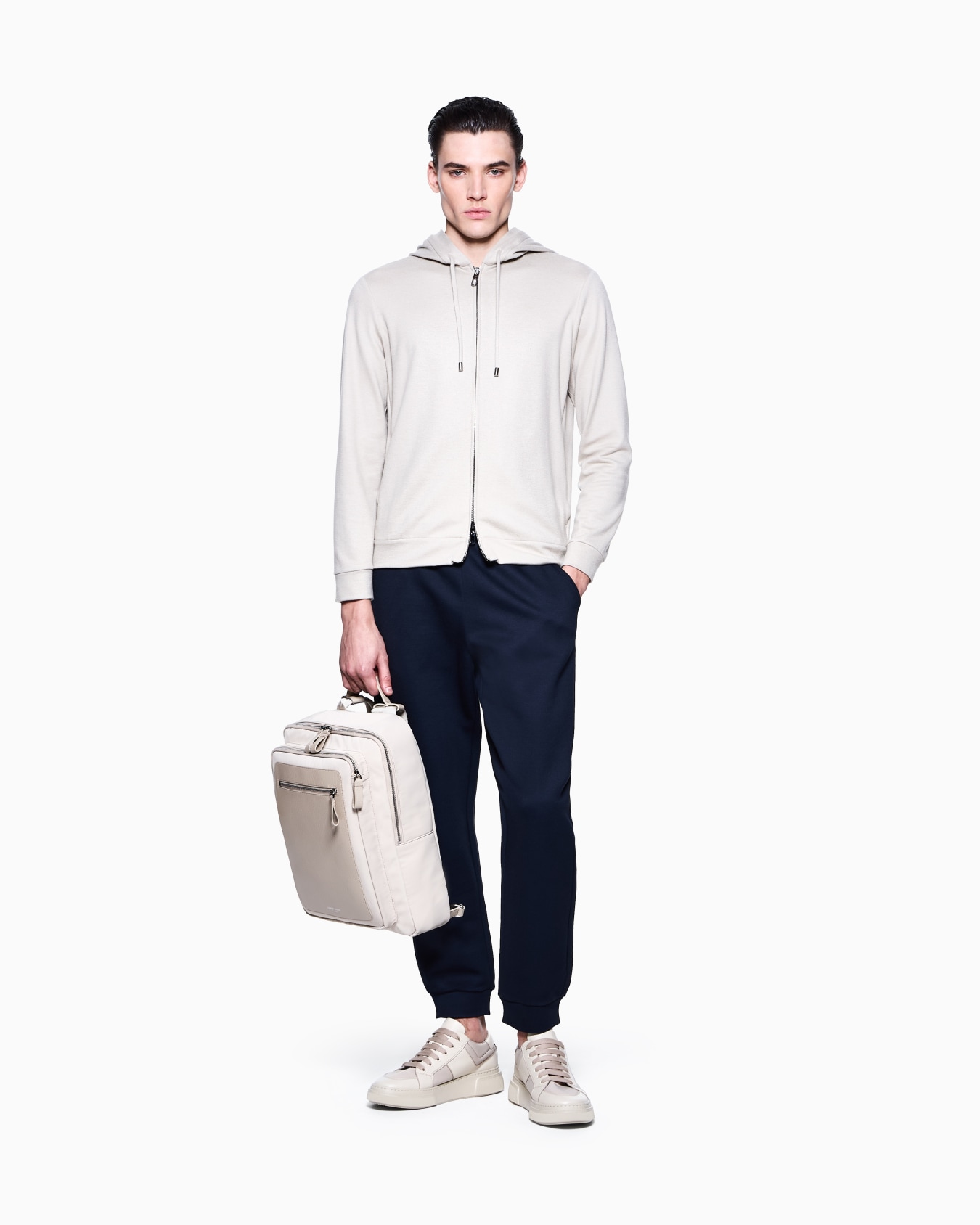 Hooded sweatshirt in pure cashmere cloth Slide 1