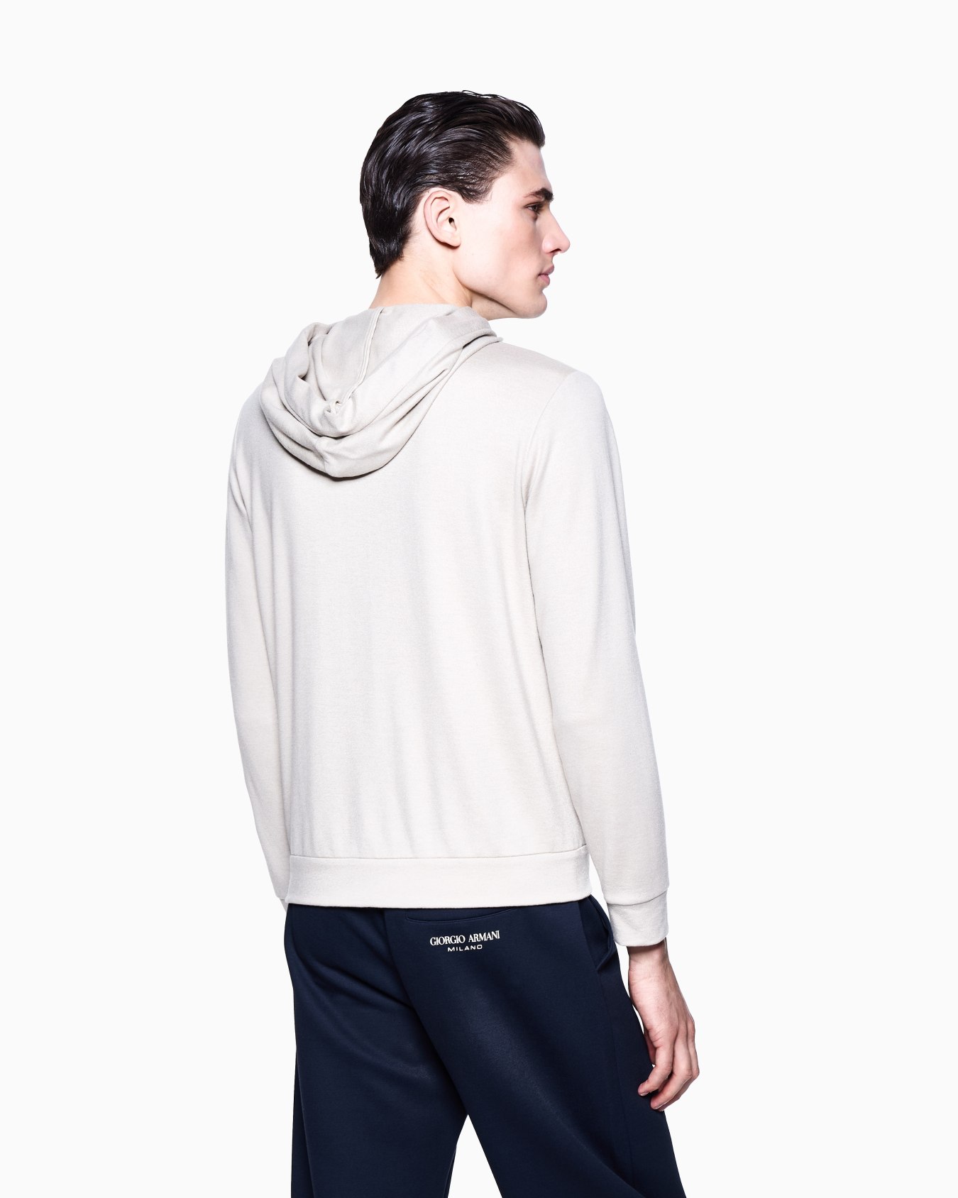 Hooded sweatshirt in pure cashmere cloth Slide 2