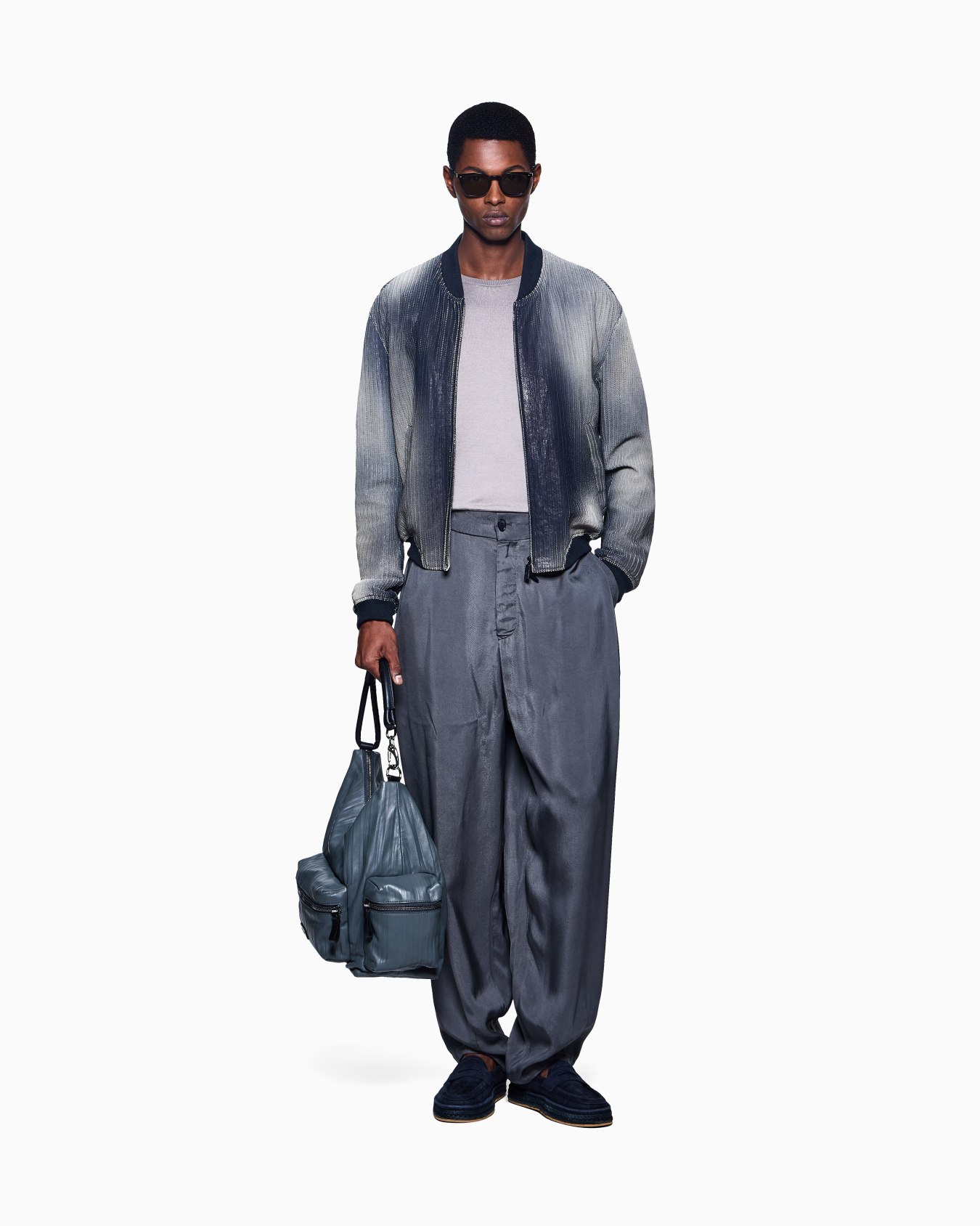 Long-sleeved, crew-neck jumper in silk and cotton Slide 1