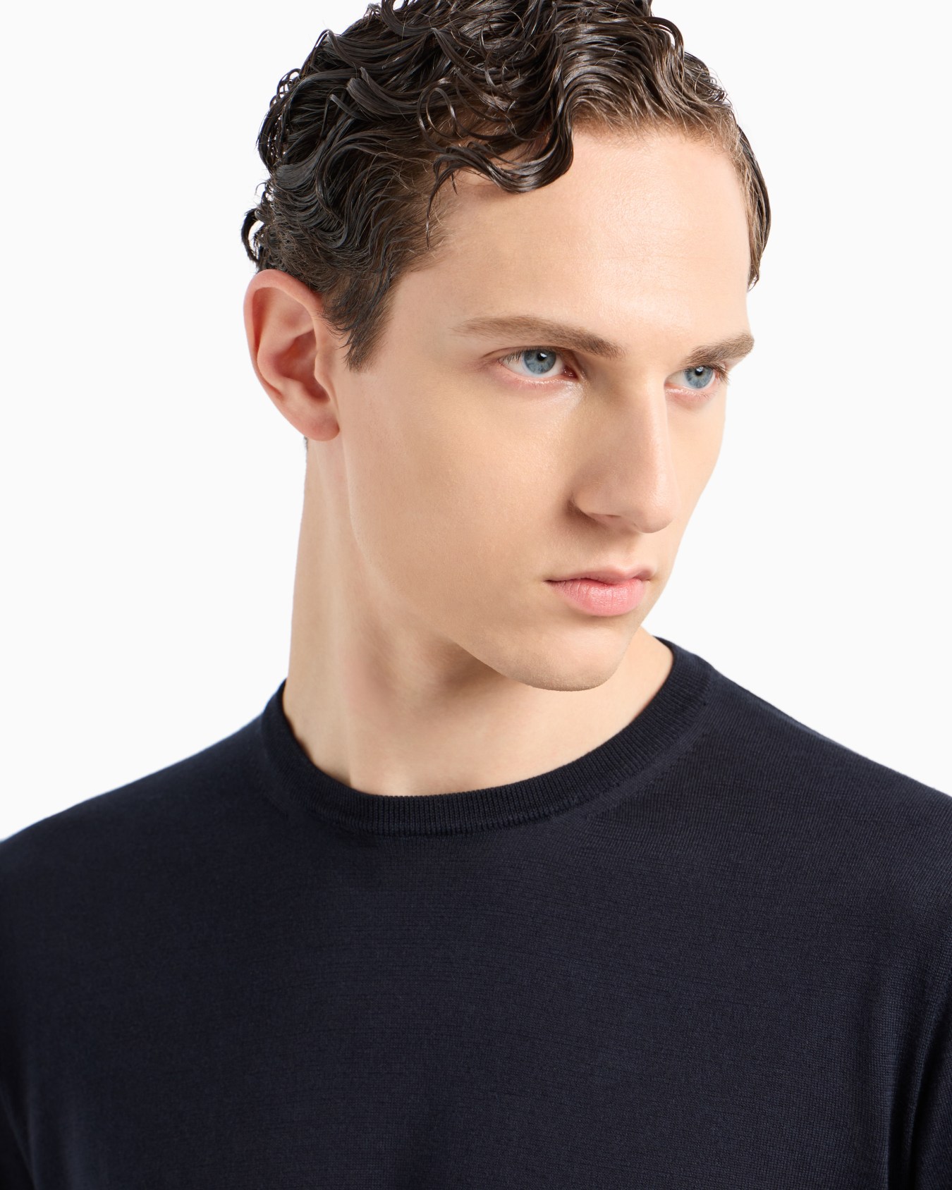 Long-sleeved, crew-neck jumper in silk and cotton Slide 4