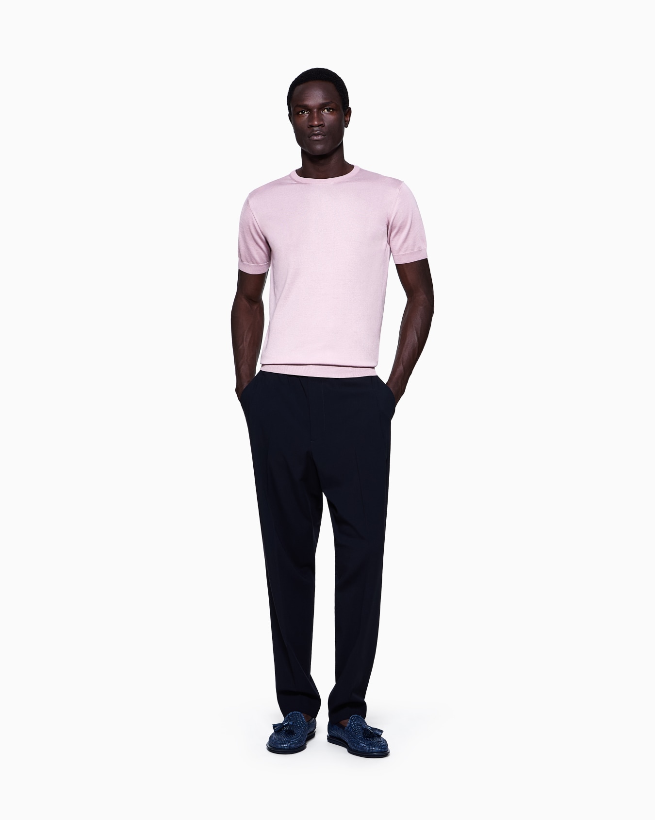 Short-sleeved, crew-neck jumper in silk and cotton Slide 1
