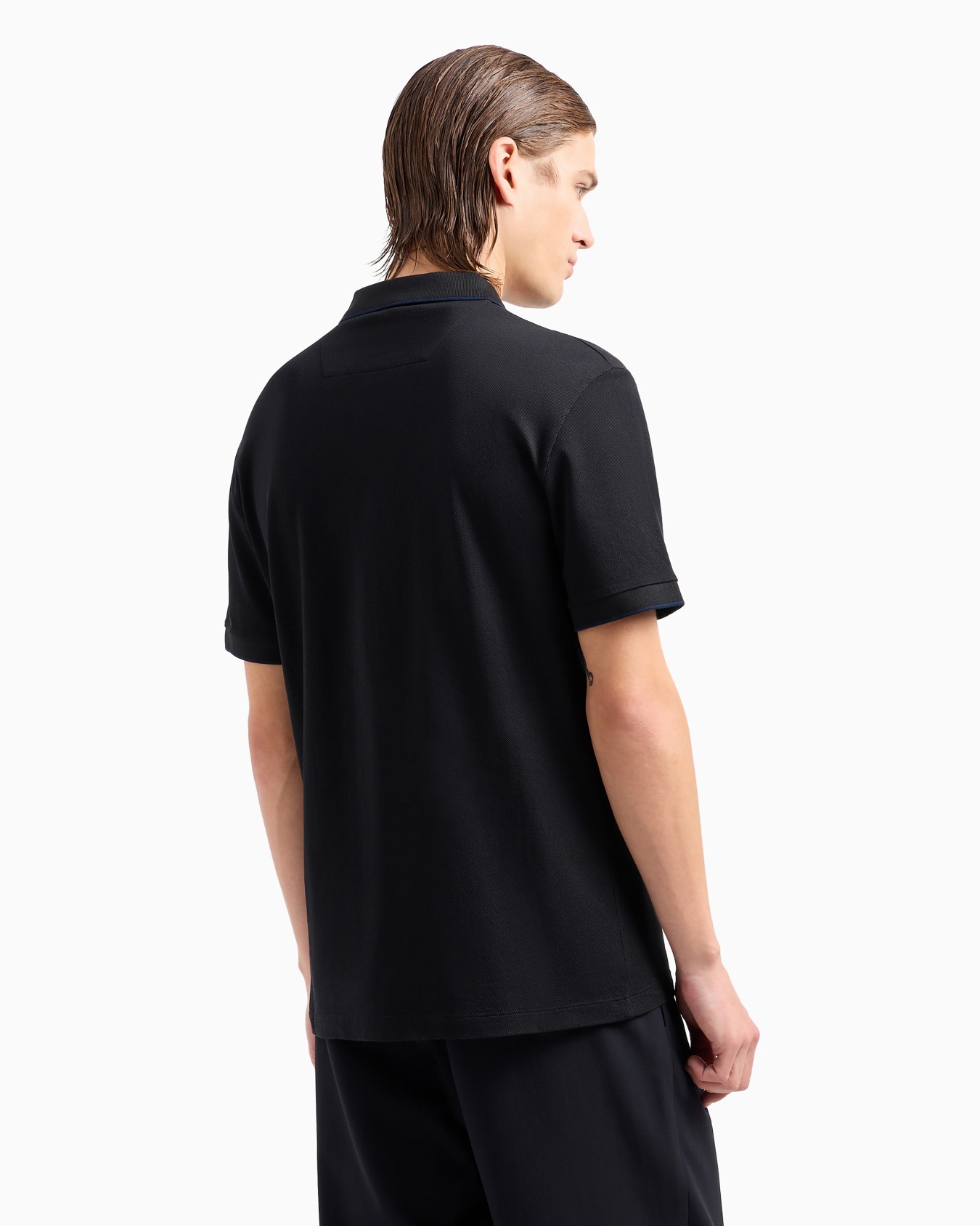 Piqué polo shirt in lisle cotton yarn Slide 2