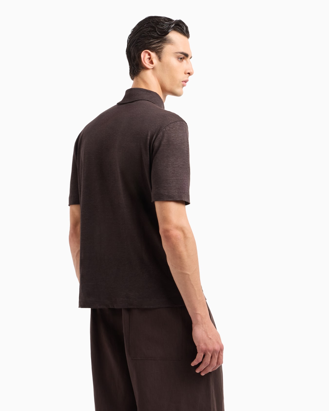 Short-sleeved polo shirt in pure linen jersey Slide 2