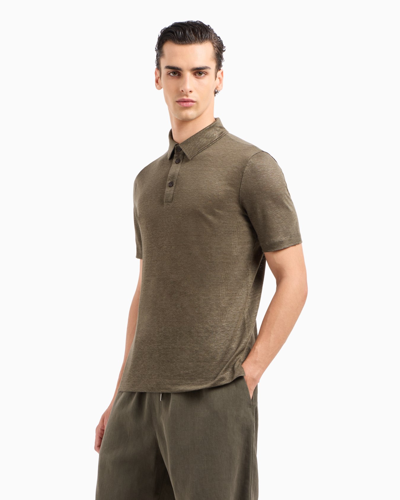 Short-sleeved polo shirt in pure linen jersey Slide 3