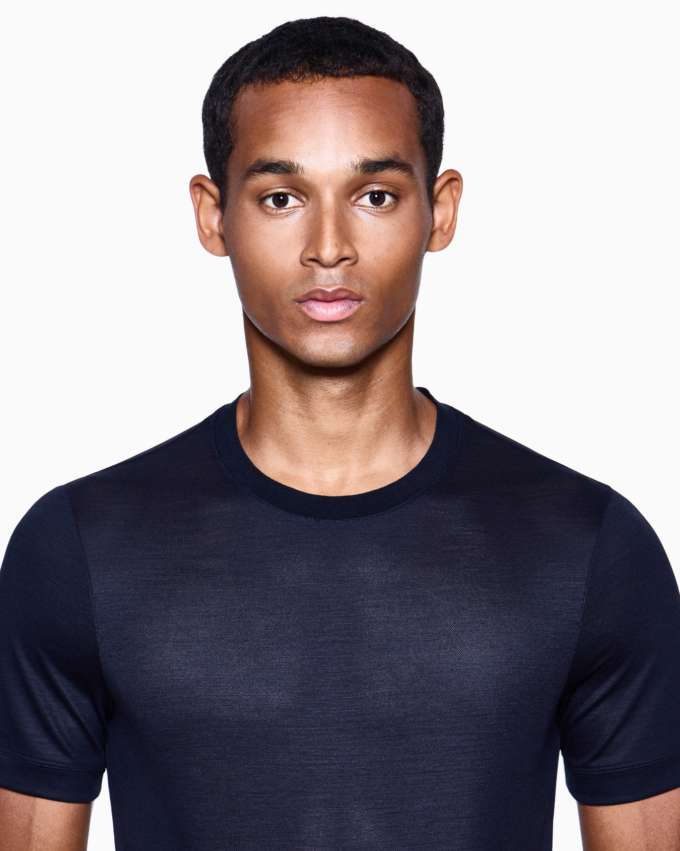 Plain-knit jersey T-shirt in a silk-and-cotton blend Slide 4