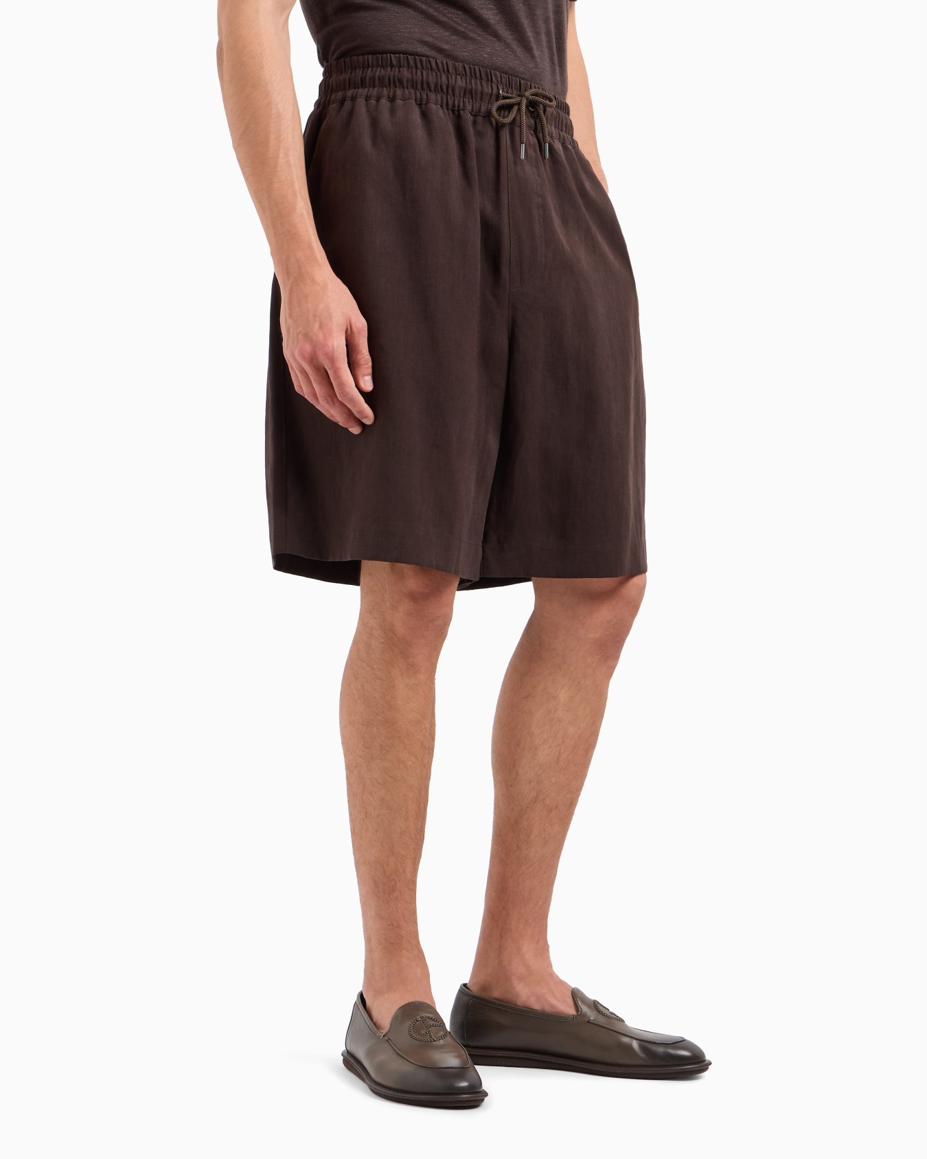 Pure linen canvas flat-front Bermuda shorts Slide 1