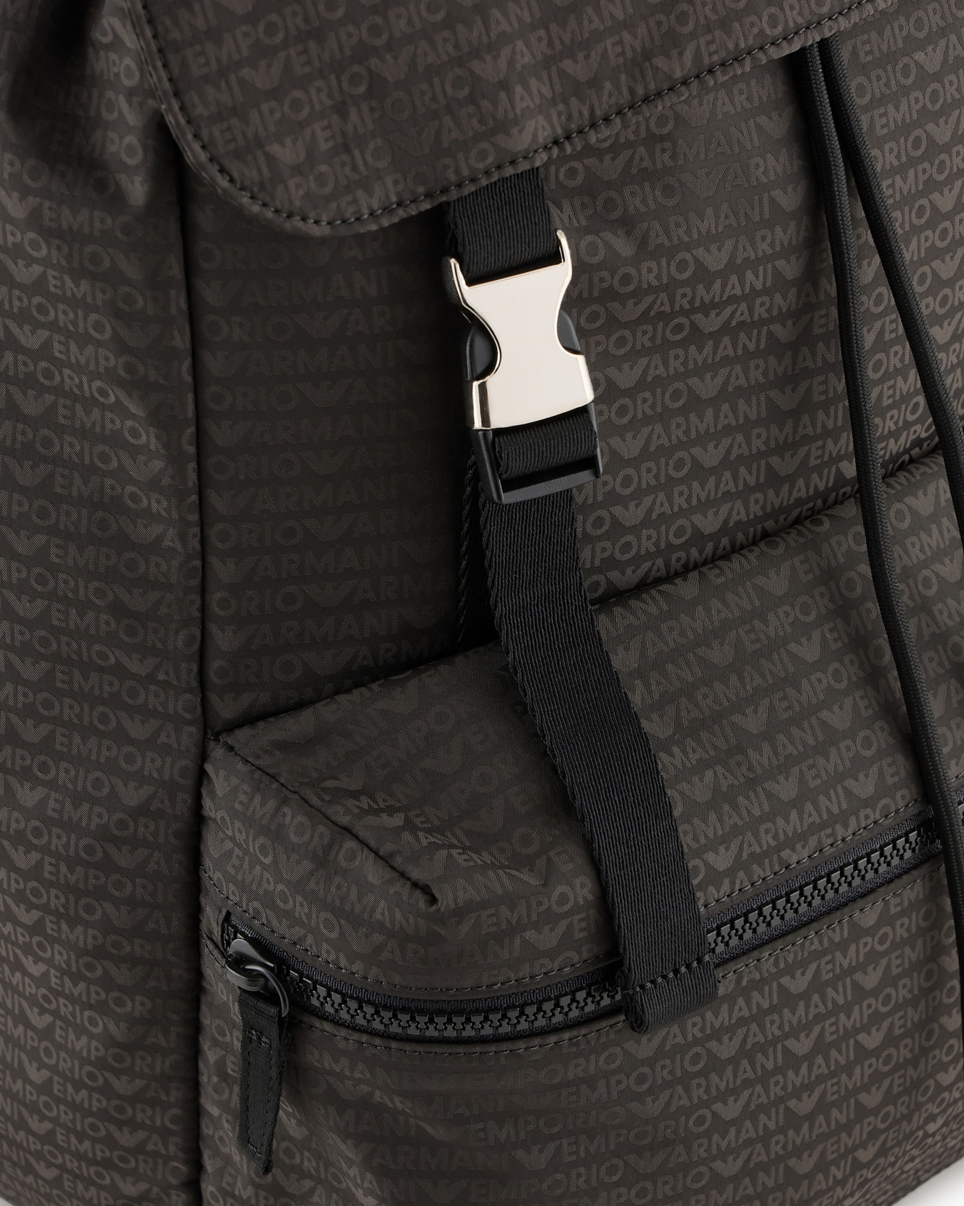 Nylon backpack with straps and all-over logo lettering Slide 4