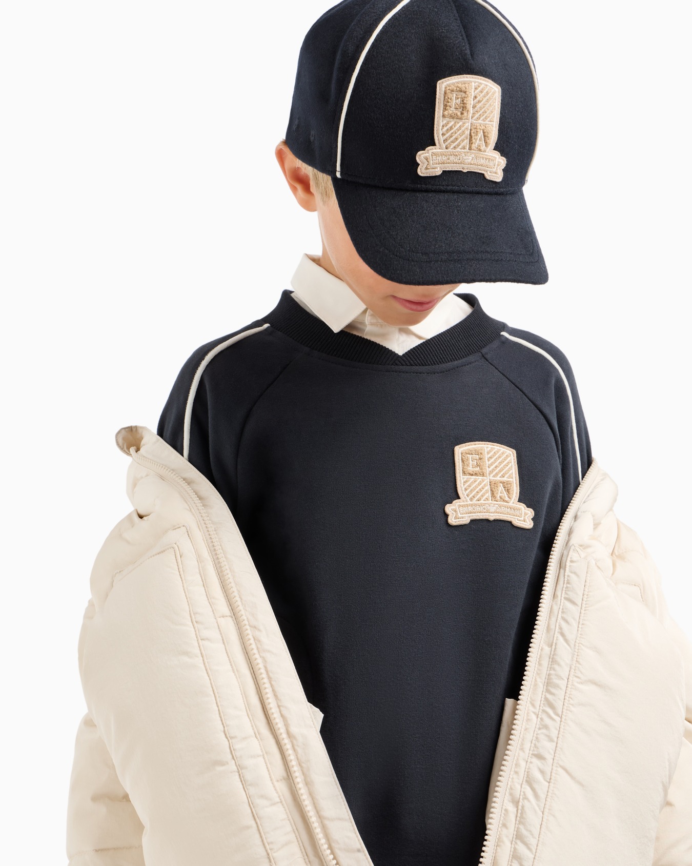 Casquette de baseball en tissu de laine avec écusson blason logo Diapositive 2