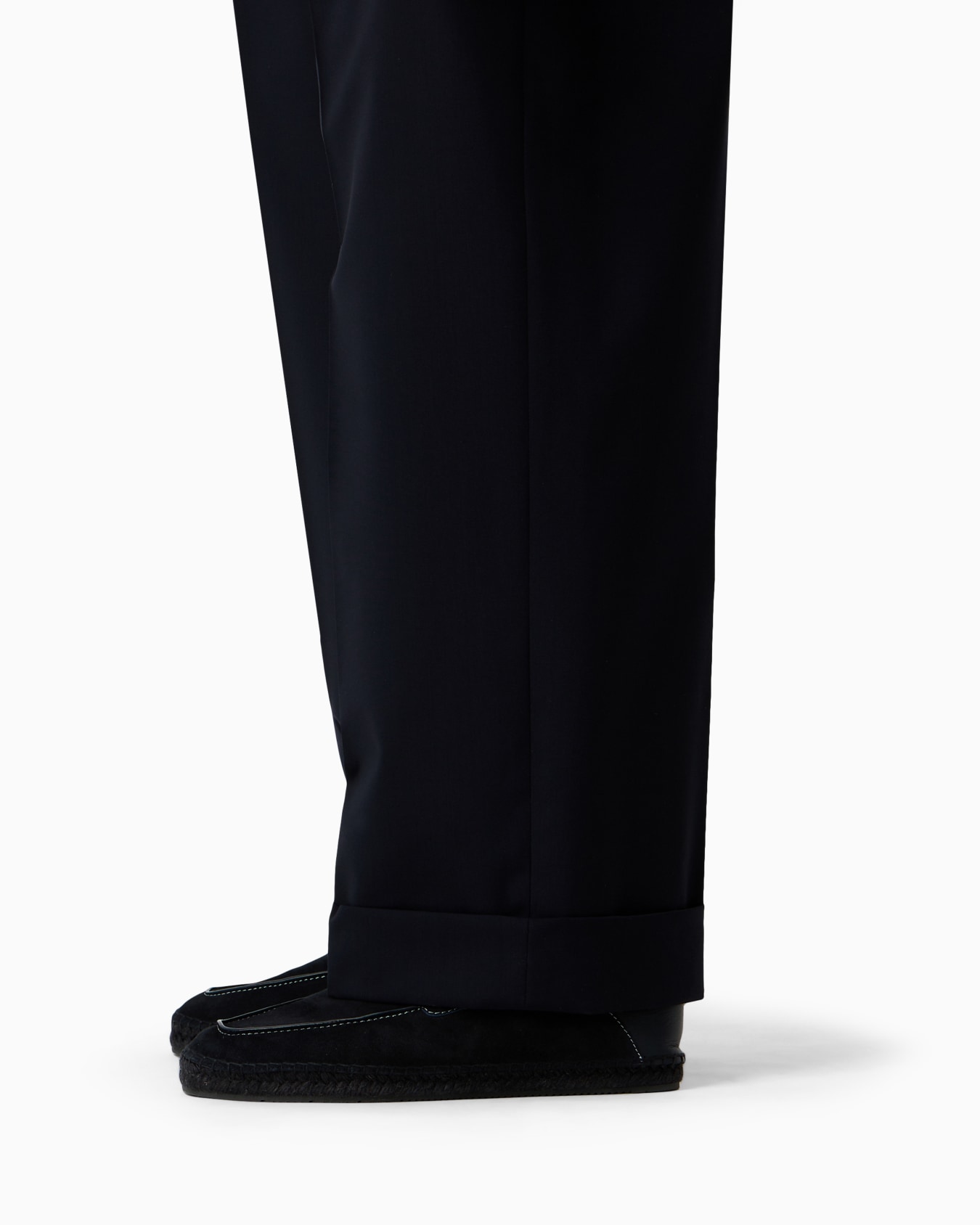 Virgin-wool double-breasted Royal Line suit Slide 7