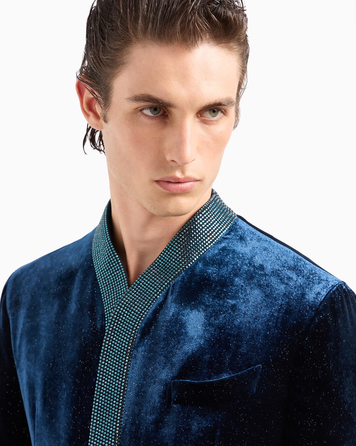 Upton line single-breasted jacket in rhinestoned velvet Slide 4