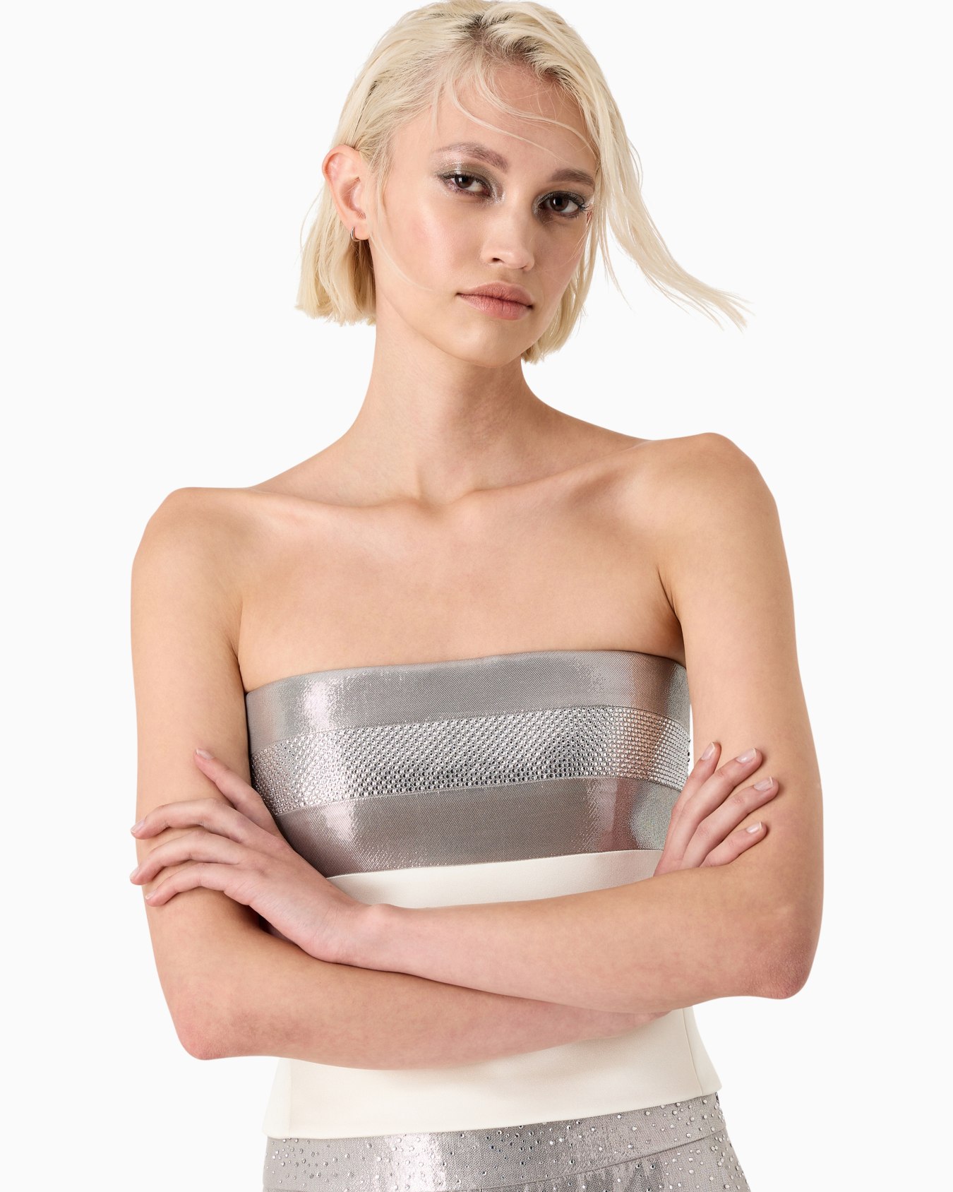 Embroidered bandeau bustier top Slide 4